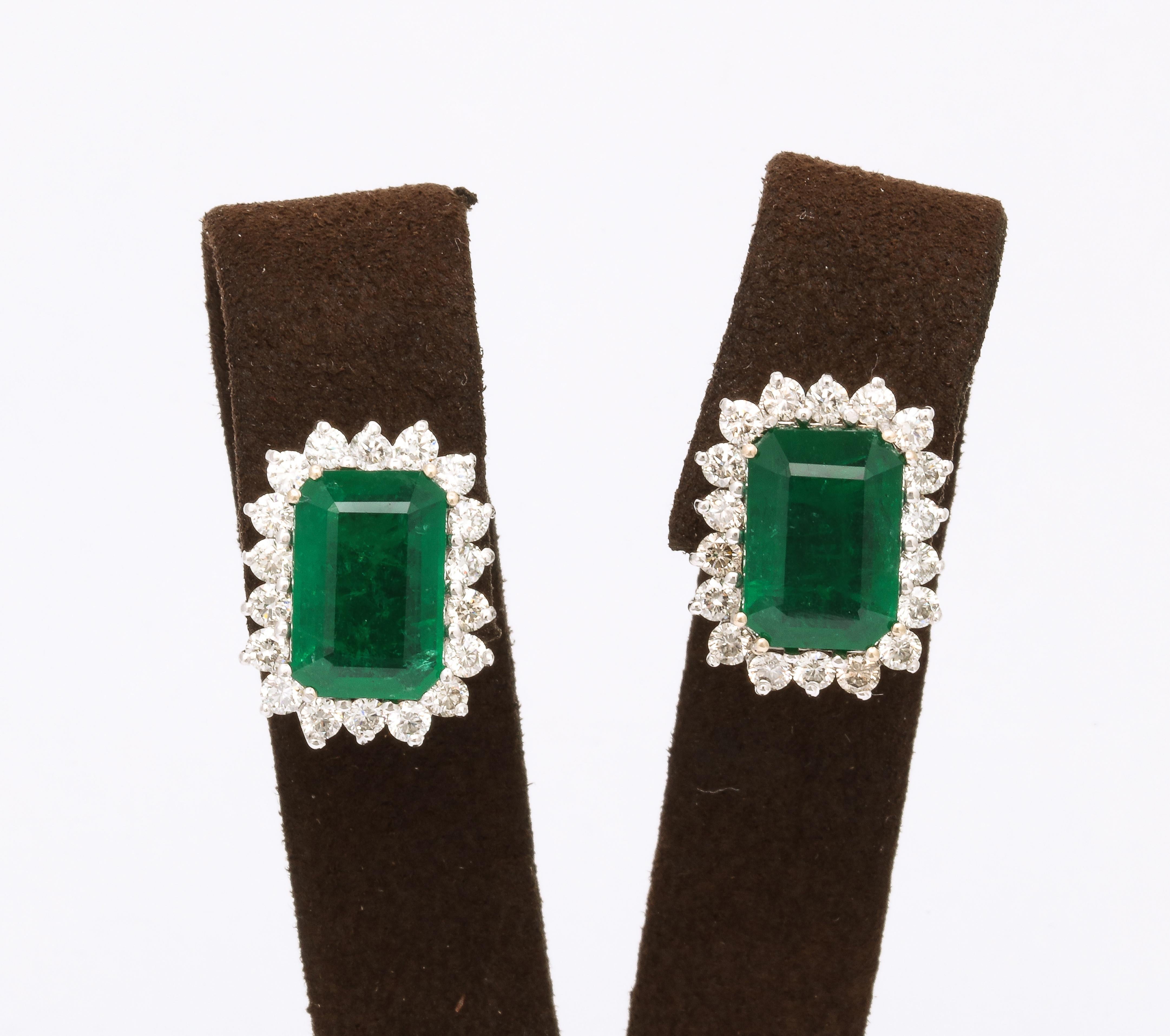 green emerald earrings with diamond