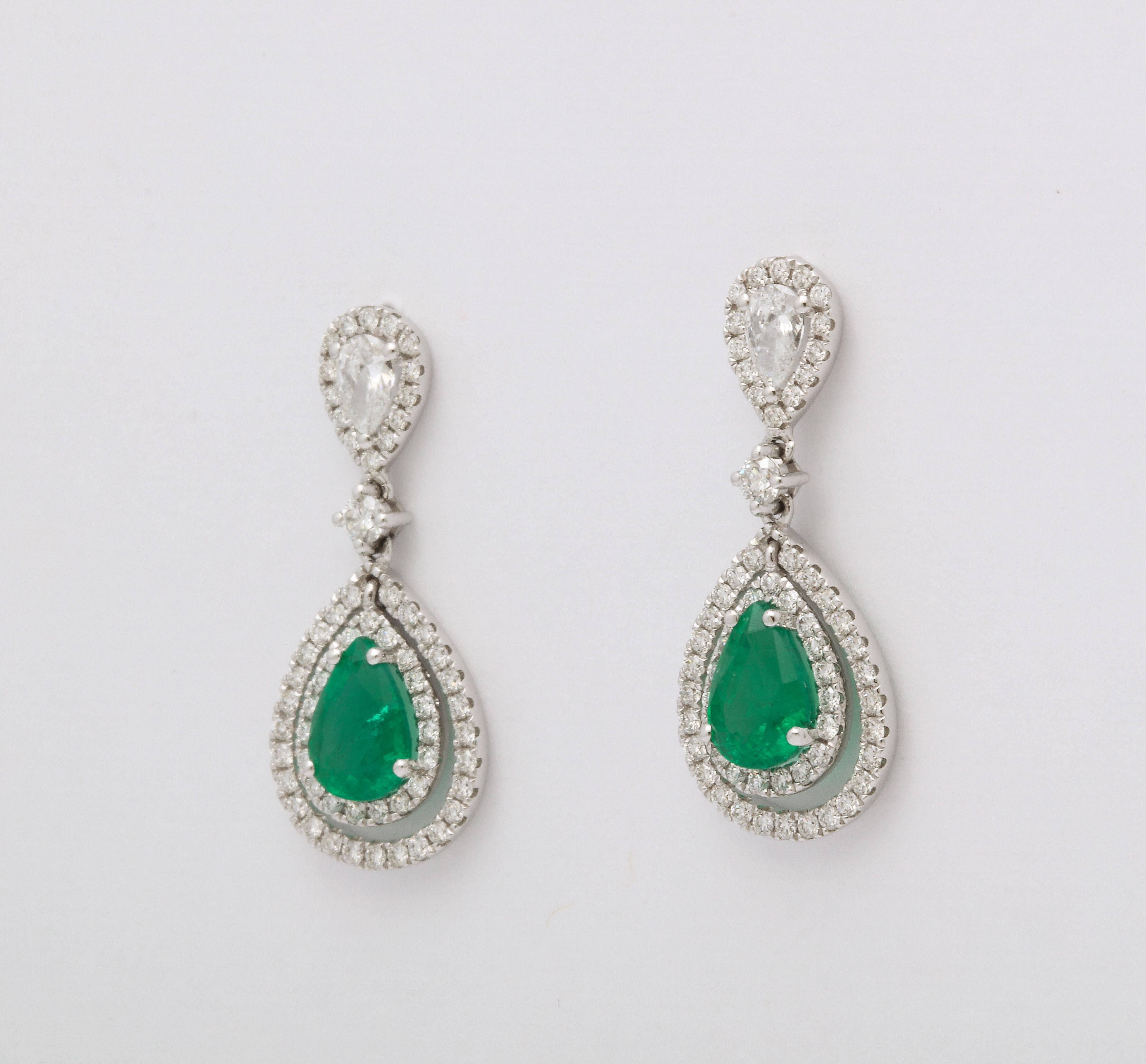 Emerald and Diamond Earring 3