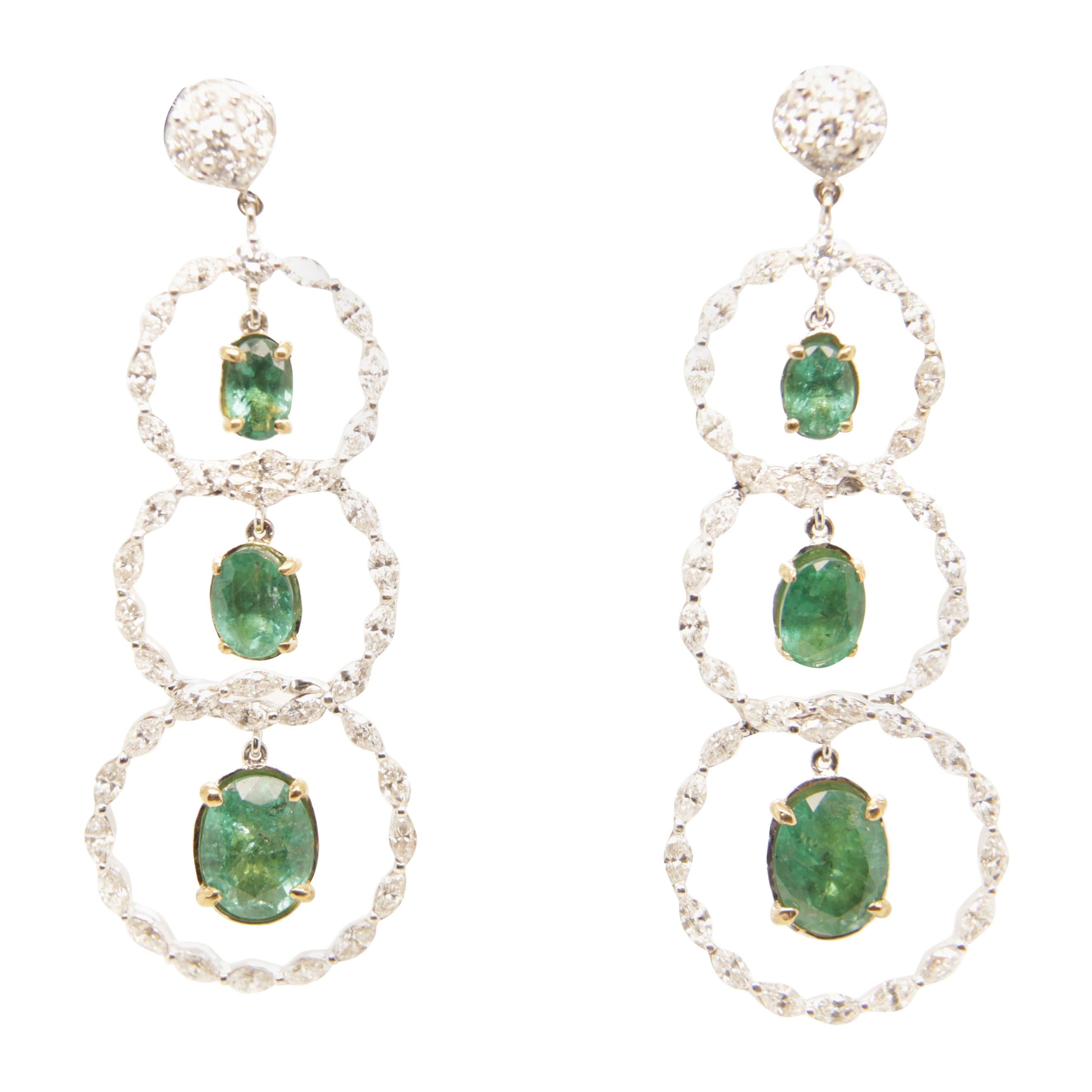 Emerald and Diamond Earring in 18 Karat Gold For Sale