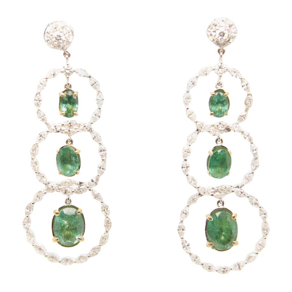 GRS Certified 5.0 Carat Emerald and Diamond Earrings in 18 Karat Yellow ...