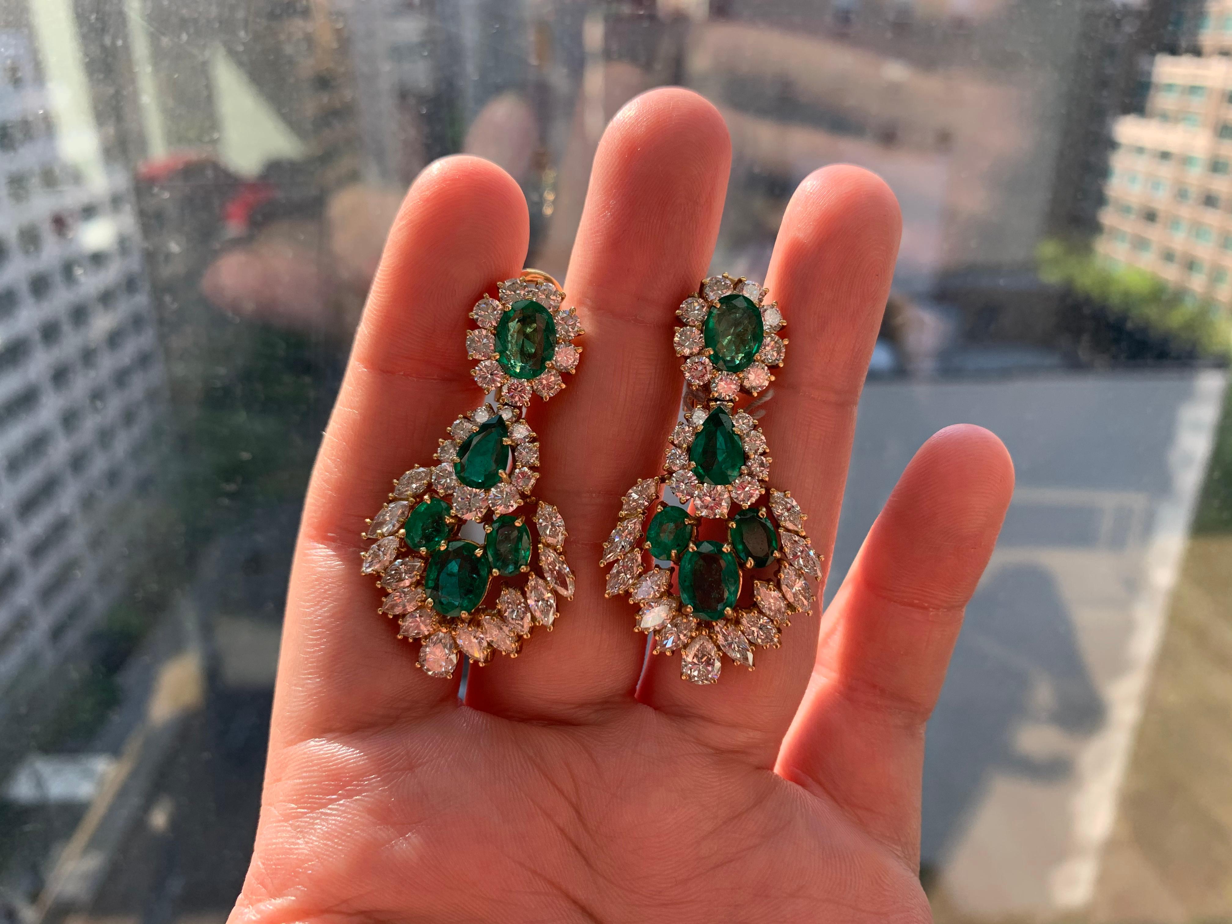 Smaragd- und Diamant-Ohrringe im Angebot 1