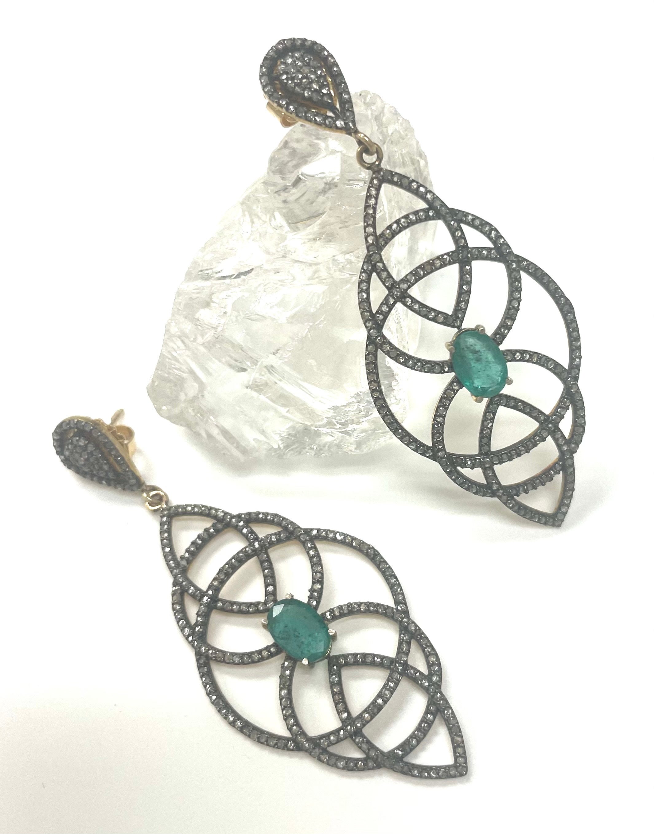 Women's Emerald and Diamond Paradizia Earrings For Sale