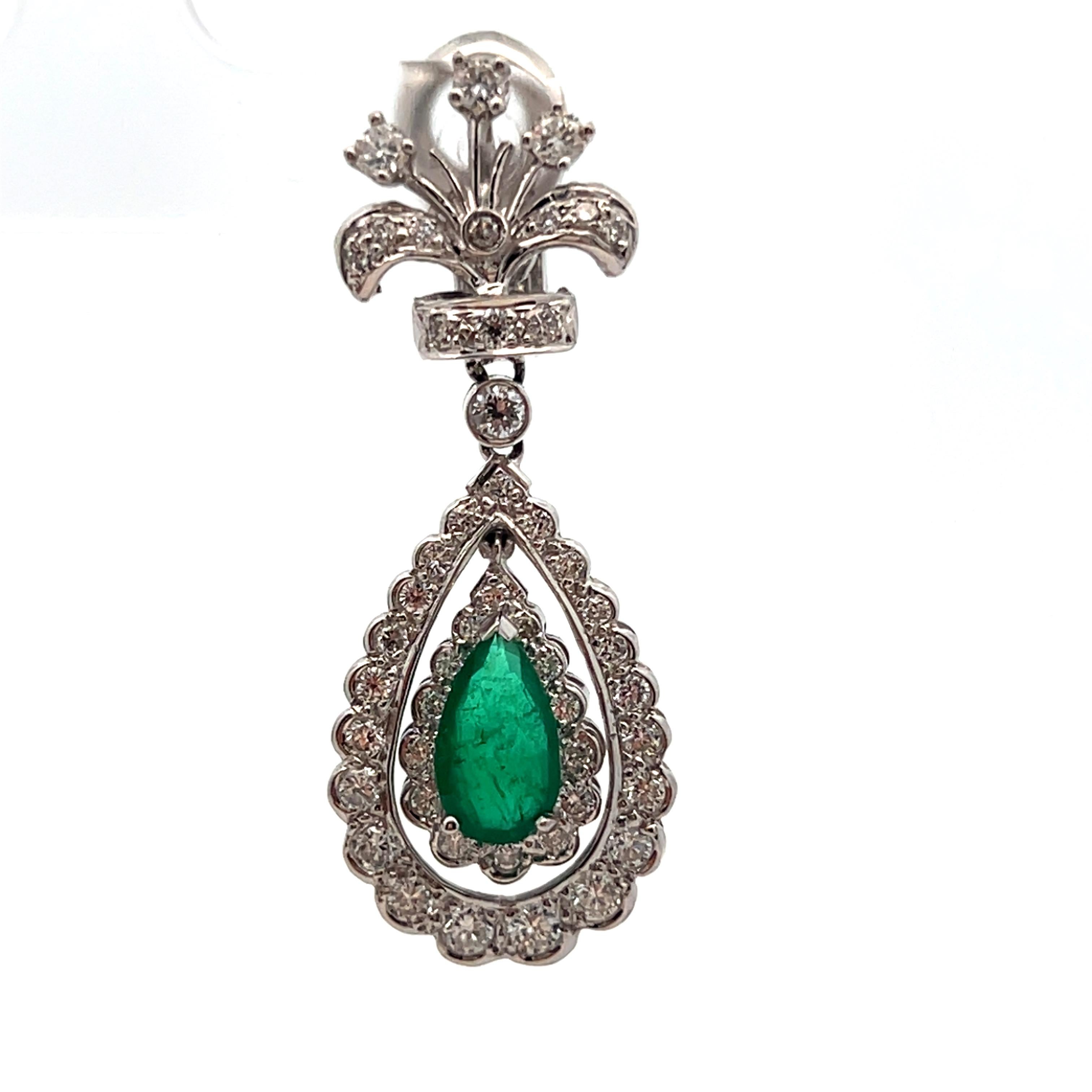 Emerald and Diamond Earrings For Sale 1