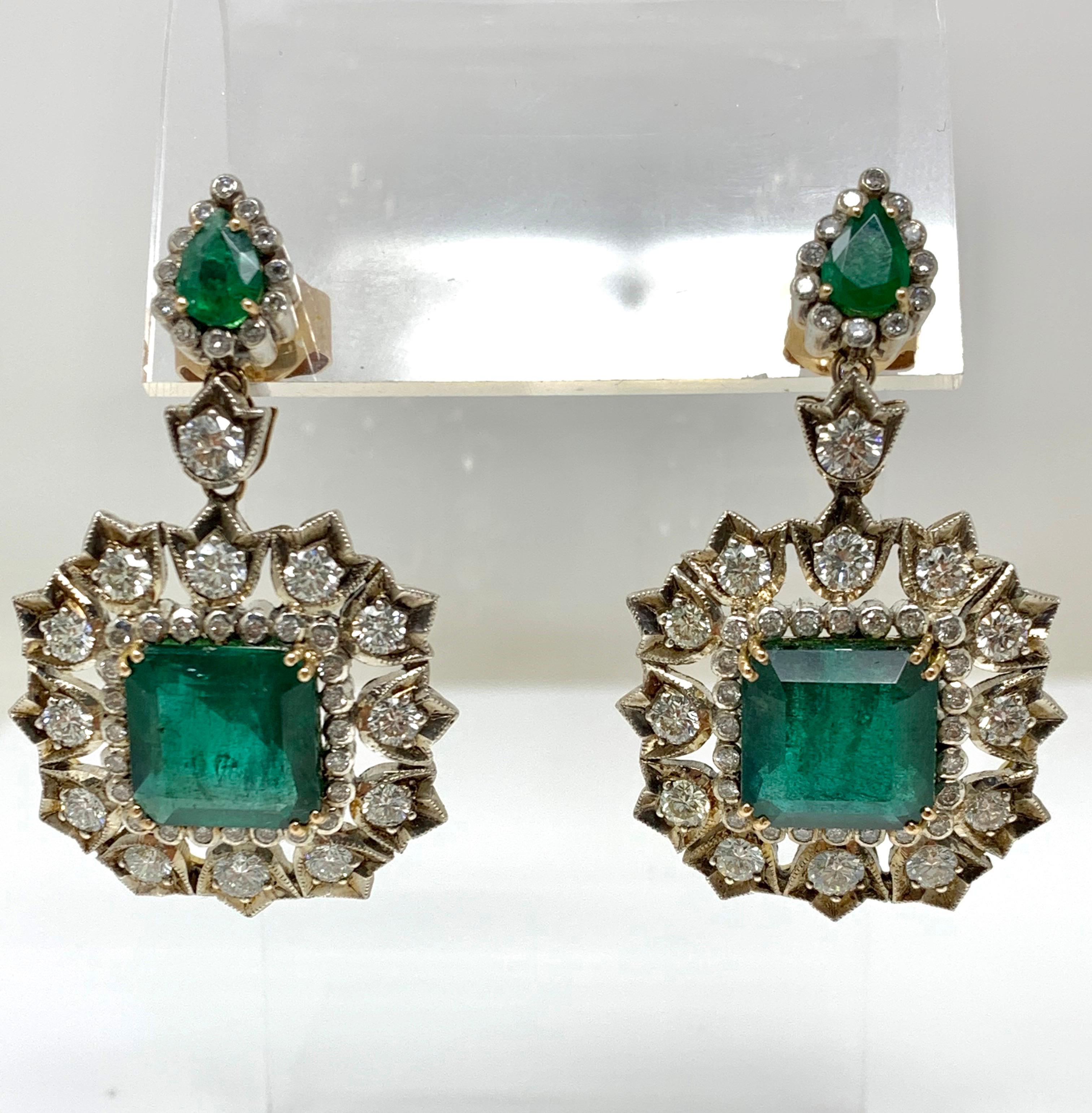 Emerald and Diamond Earrings in 18 Karat White Gold 4