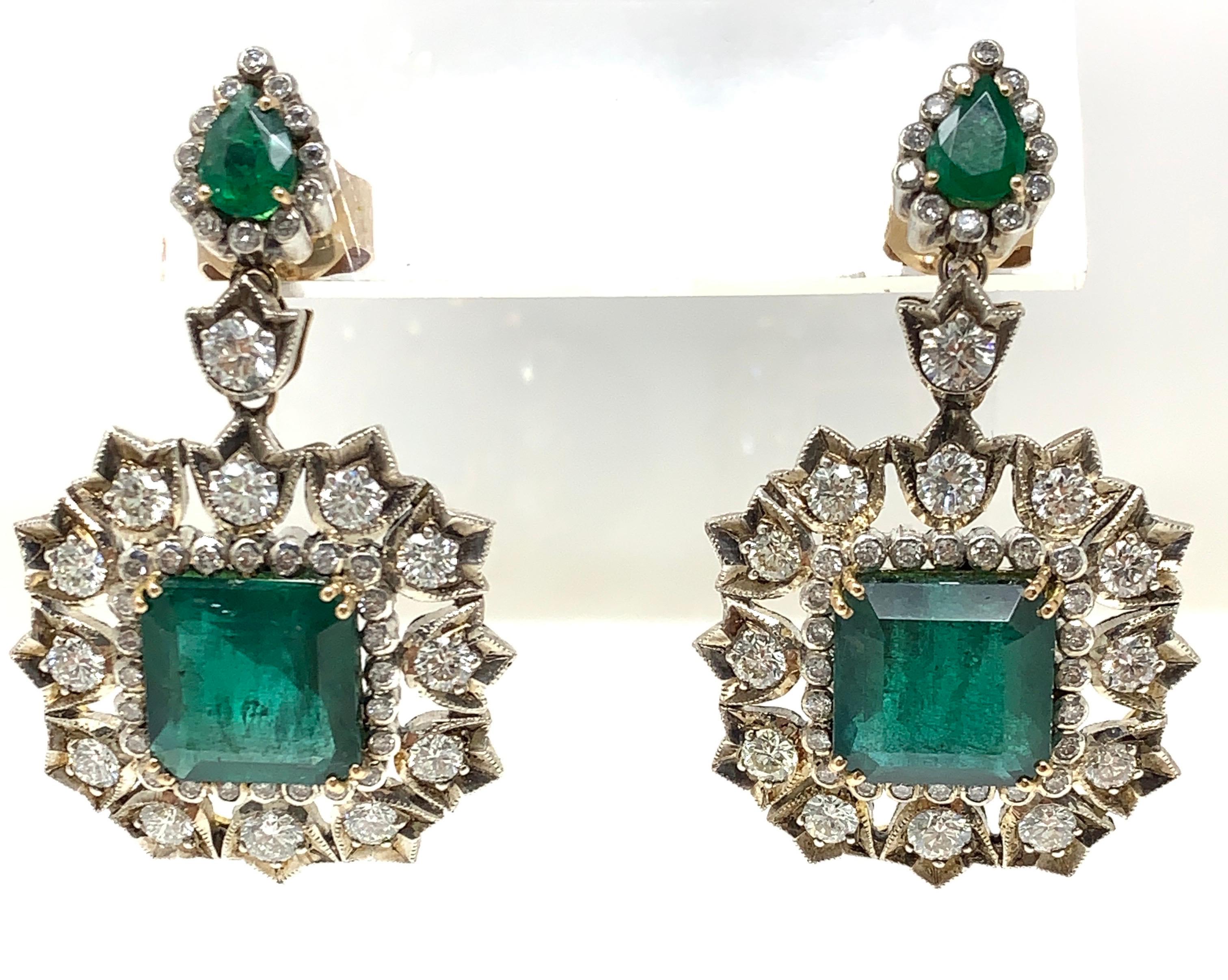 Emerald and Diamond Earrings in 18 Karat White Gold 5