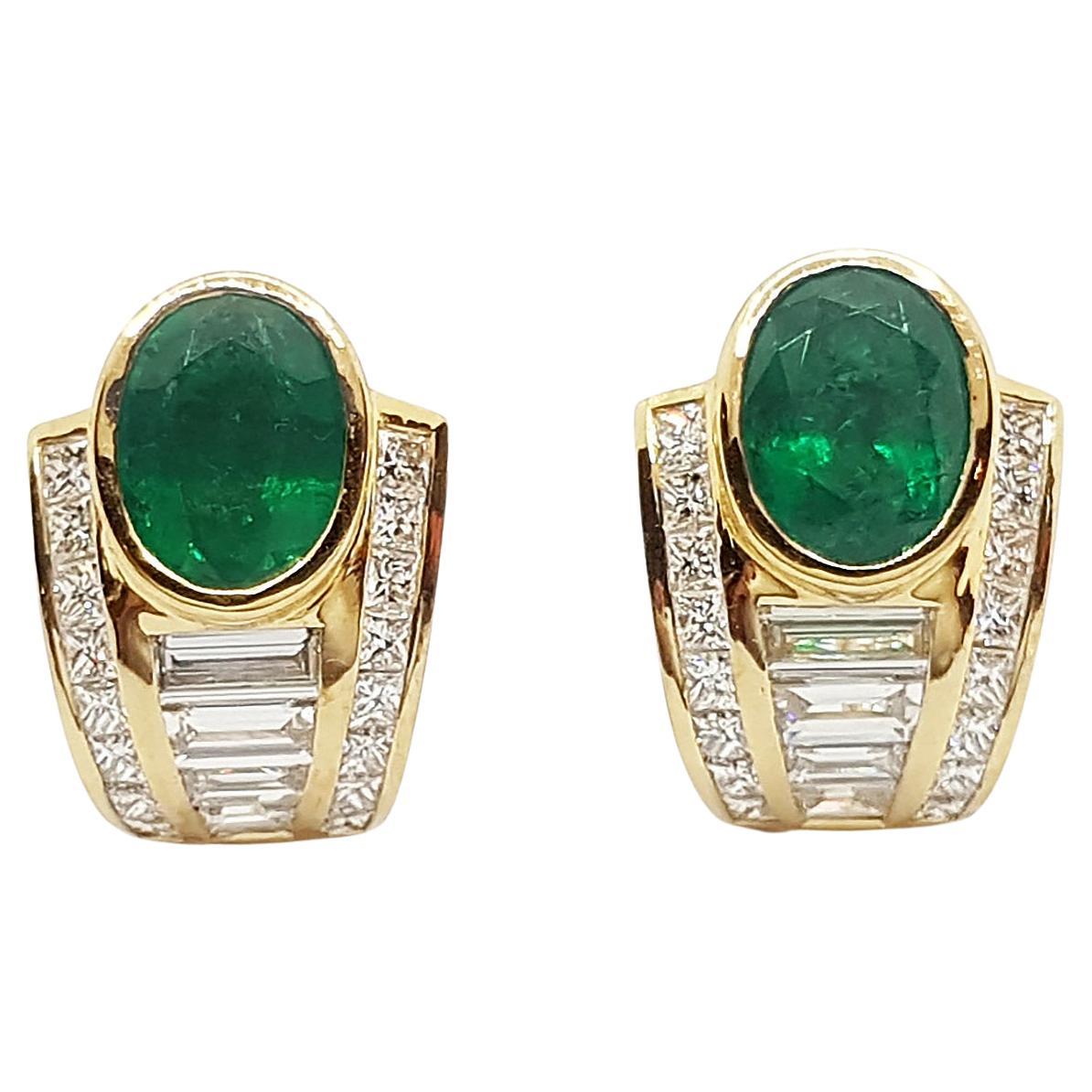 Emerald and Diamond Earrings set in 18K Gold Settings For Sale