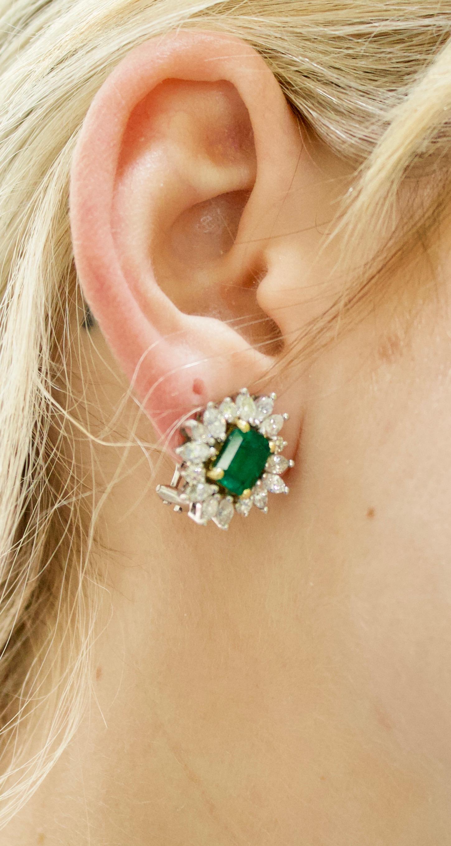 Emerald and Diamond Earrings with GIA Certification in Platinum For Sale 2