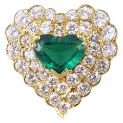 Vintage Emerald and Diamond Encrusted Heart Shaped 18 Carat Gold Ring