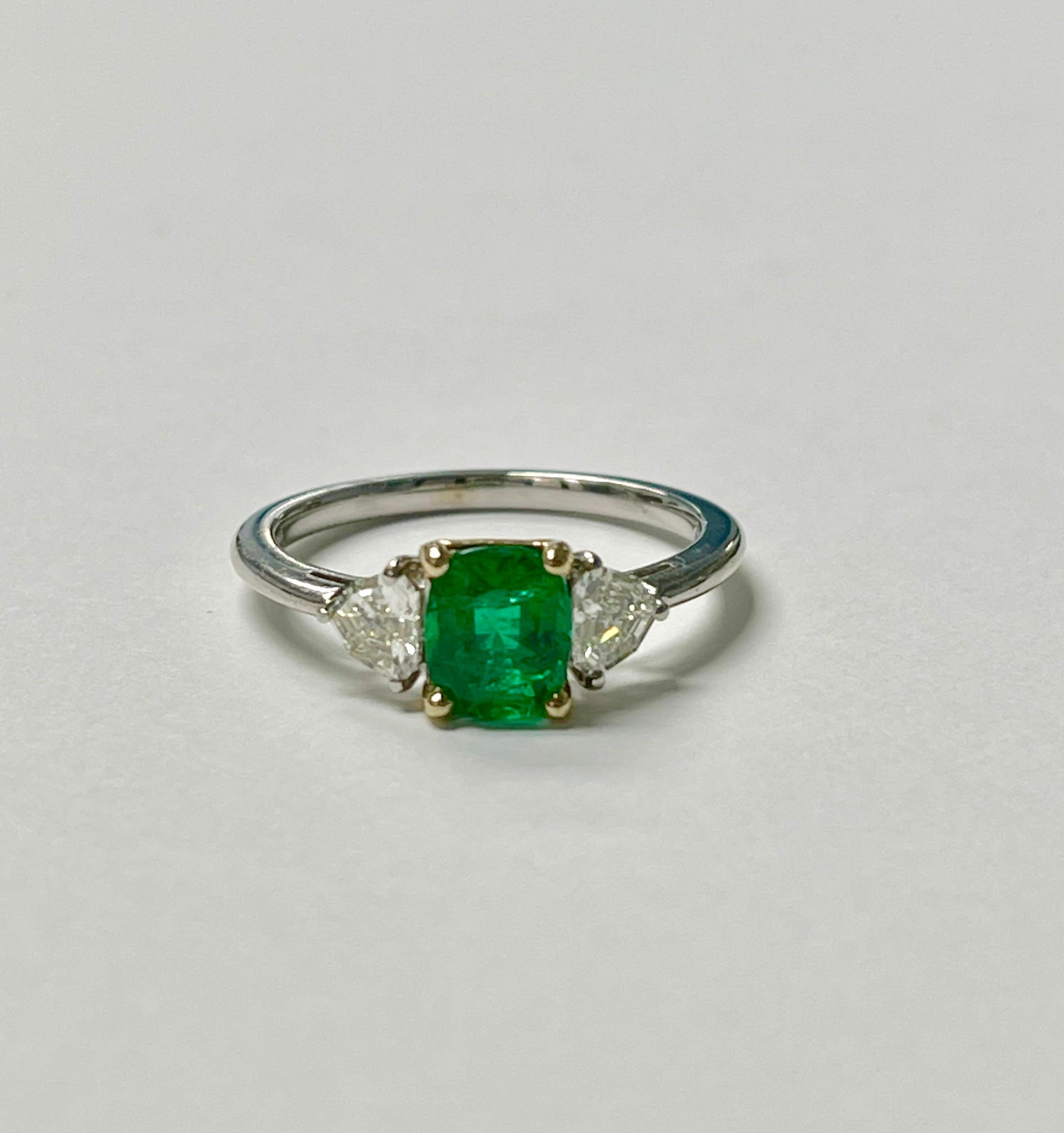Contemporary Emerald and Diamond Engagement Ring in 18K White Gold For Sale