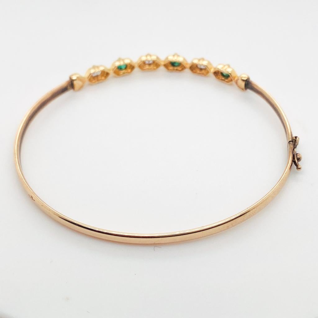 Emerald and Diamond Estate Bangle Bracelet, 14K Yellow Gold, Easy Clasp For Sale 1