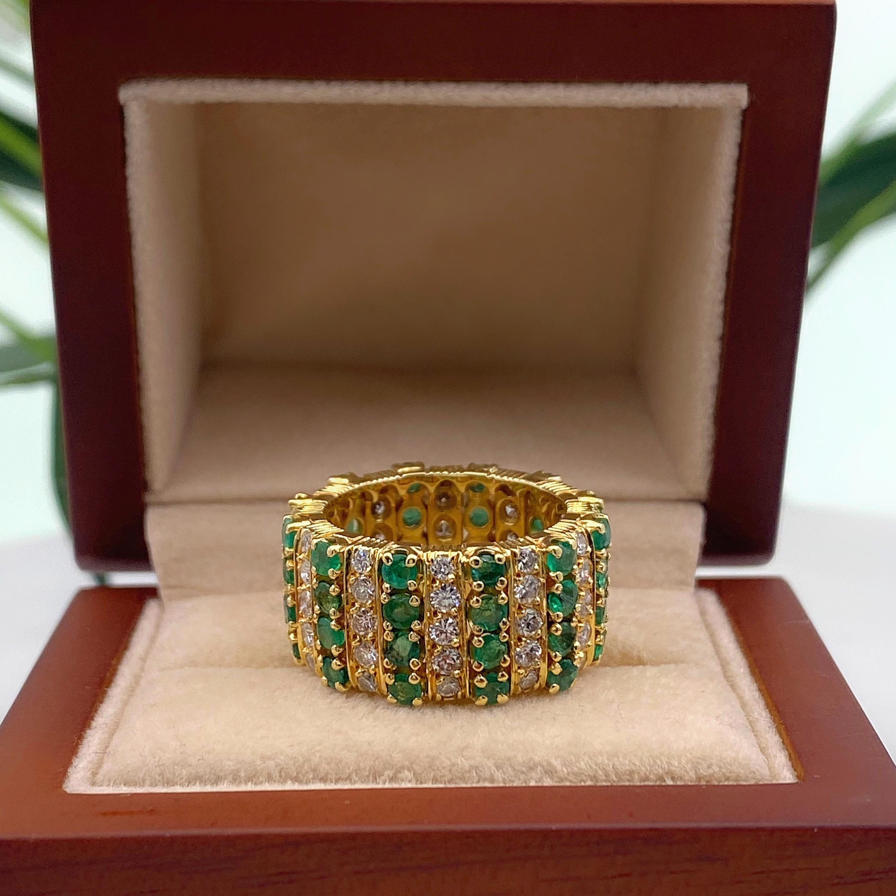 Emerald and Diamond Eternity Cocktail Ring 18 Karat Yellow Gold For Sale 1