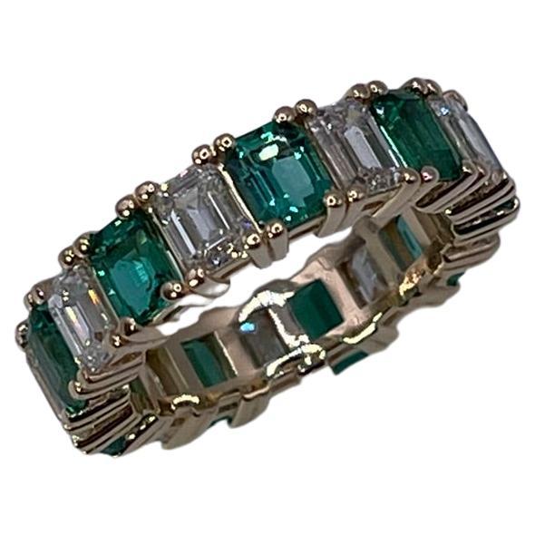 Emerald and Diamond eternity ring 18KT gold For Sale