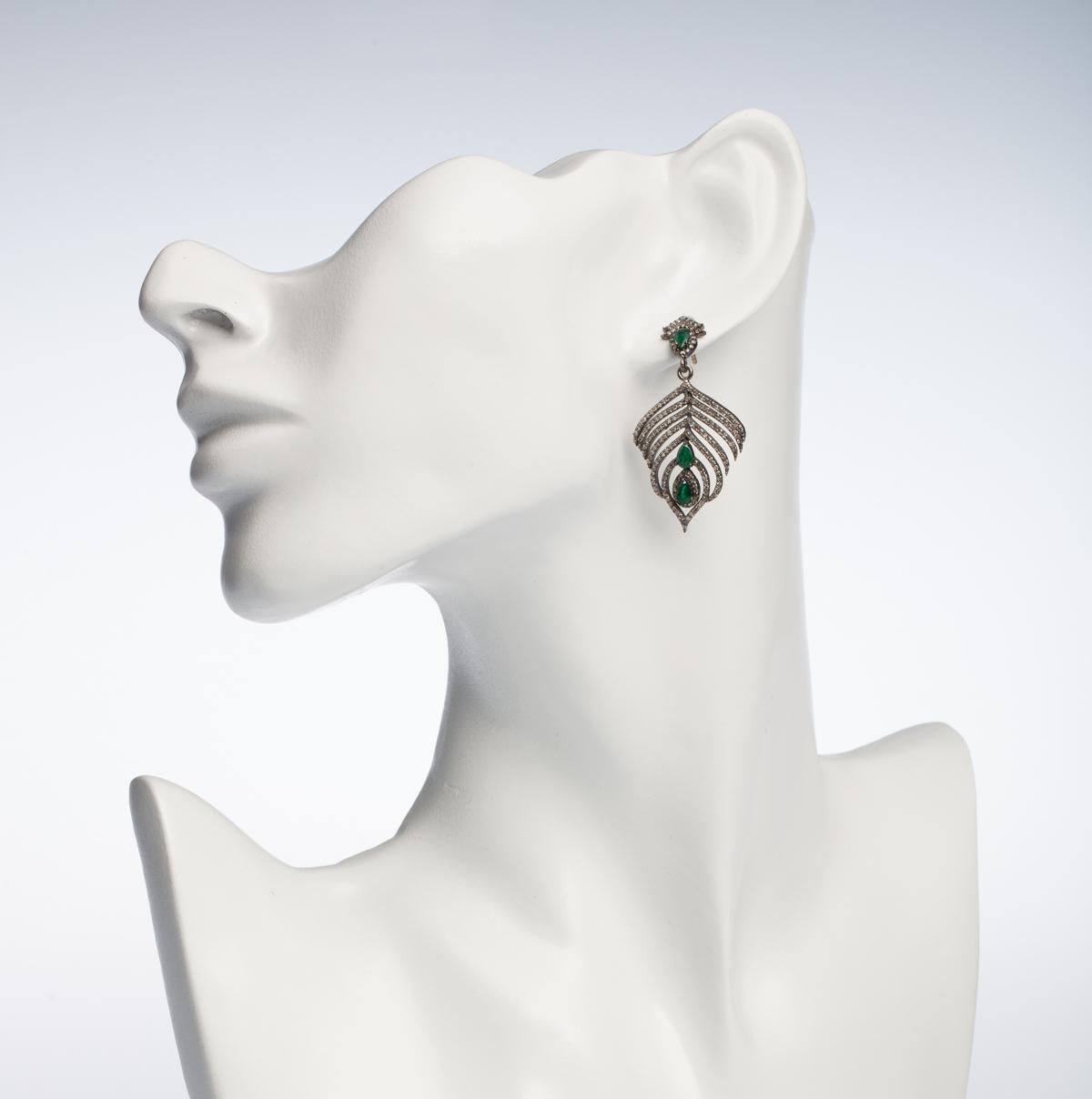 Emerald and Diamond Feather Earrings In Excellent Condition In Nantucket, MA
