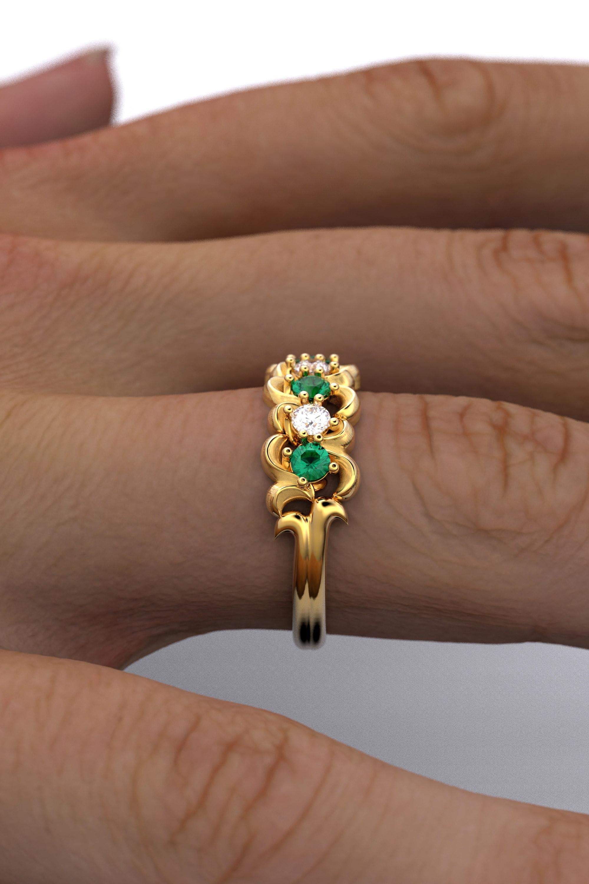 Im Angebot: Anniversary-Ring mit Smaragd und Diamanten aus 14 Karat massivem Gold mit fünf Steinen () 11