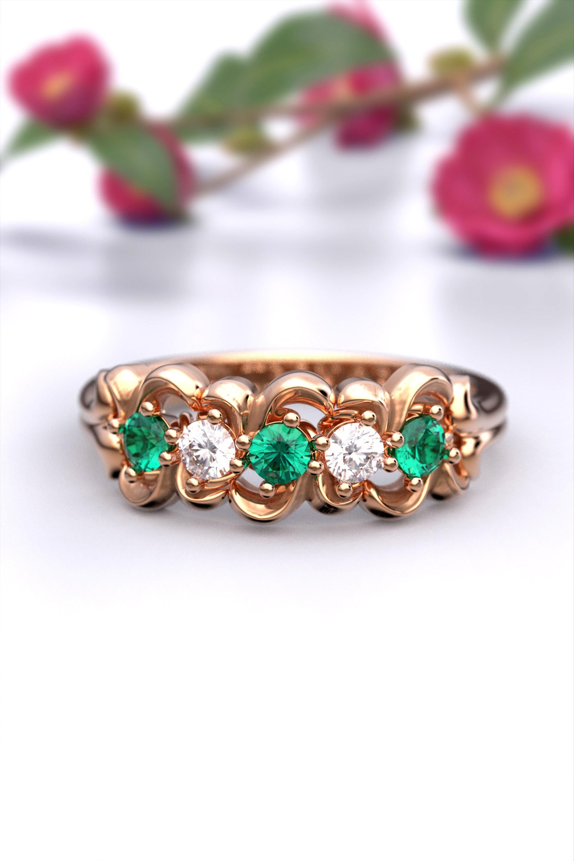 Im Angebot: Anniversary-Ring mit Smaragd und Diamanten aus 14 Karat massivem Gold mit fünf Steinen () 6