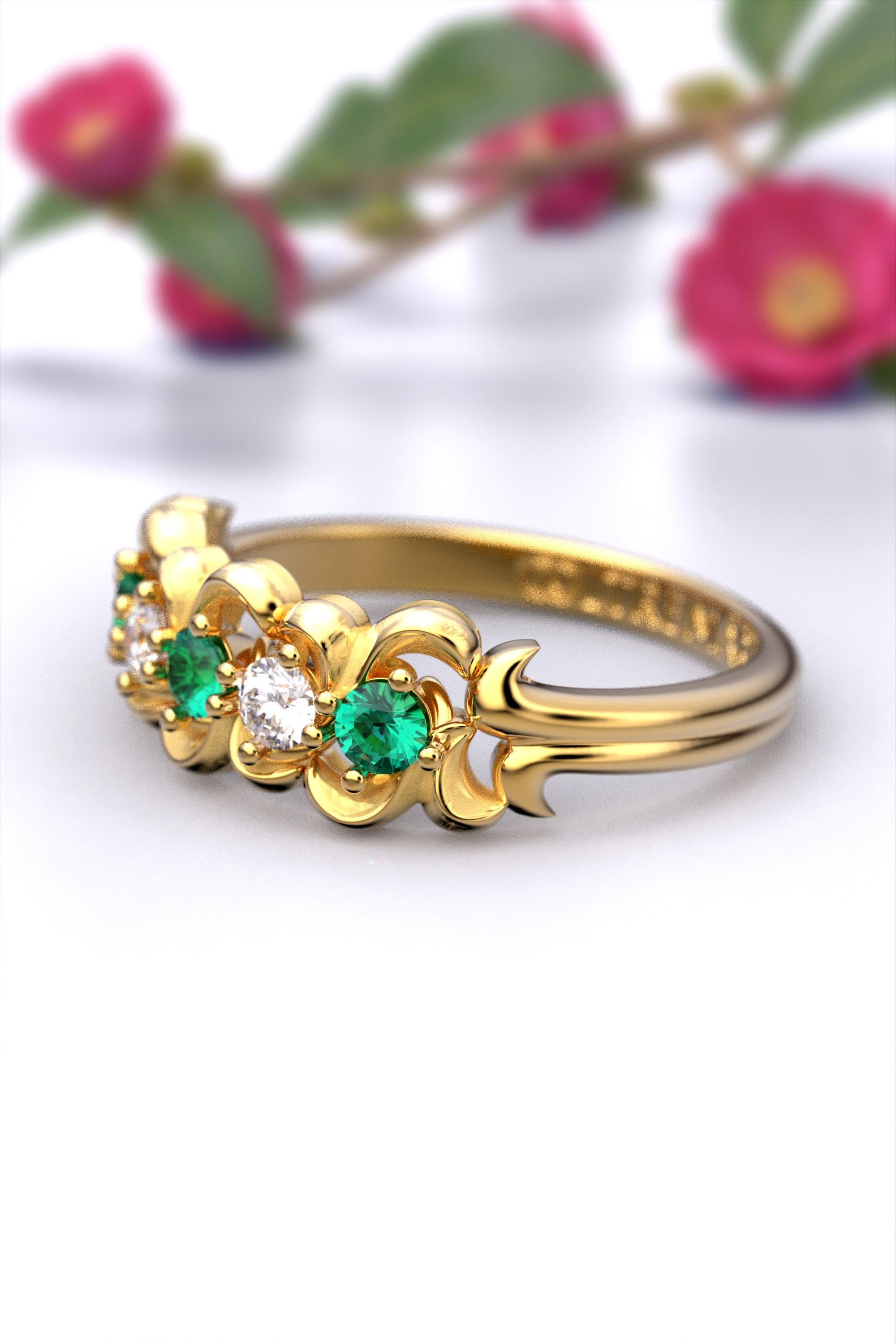 Im Angebot: Anniversary-Ring mit Smaragd und Diamanten aus 14 Karat massivem Gold mit fünf Steinen () 9