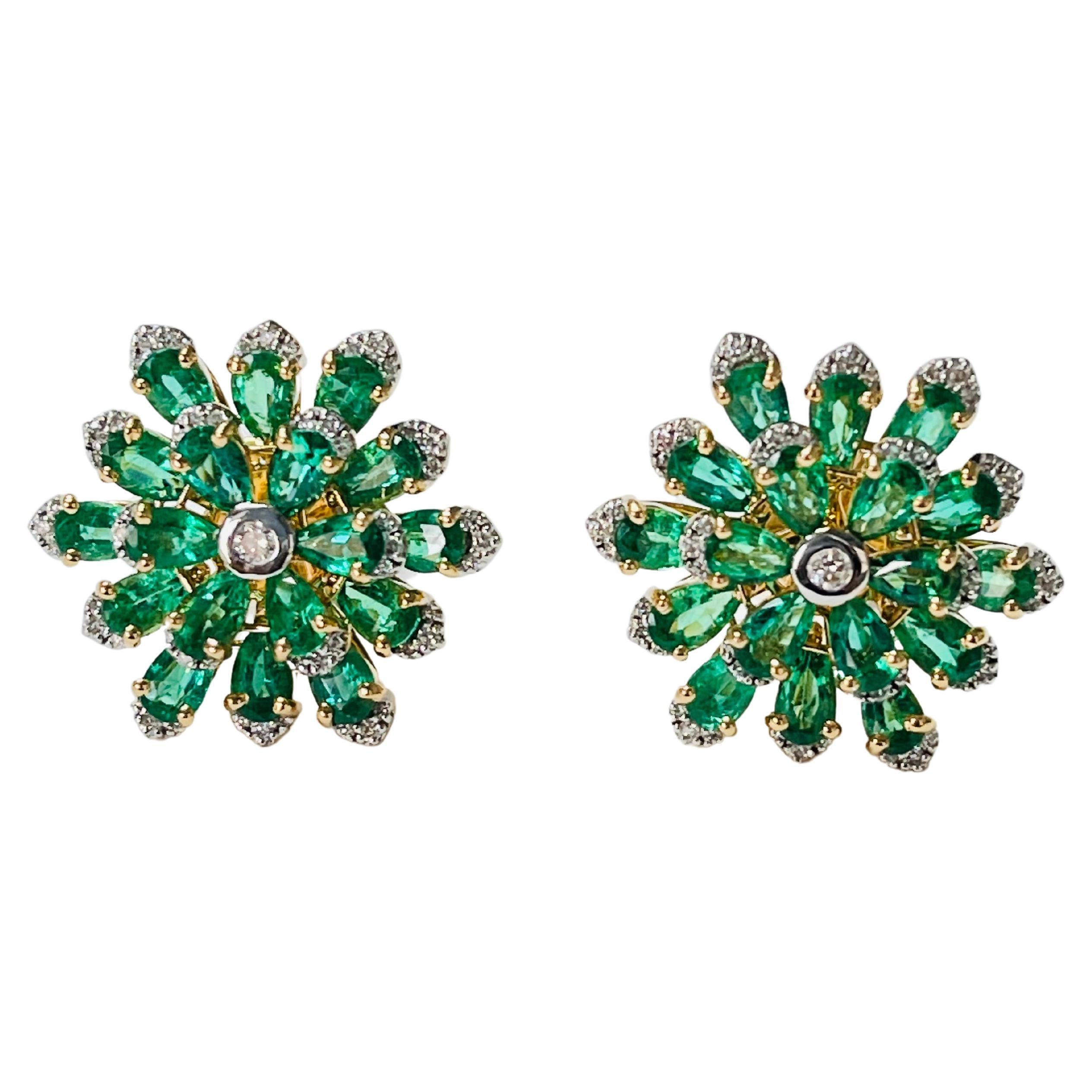 Emerald and Diamond Flower Stud Earrings in 18K Yellow Gold For Sale