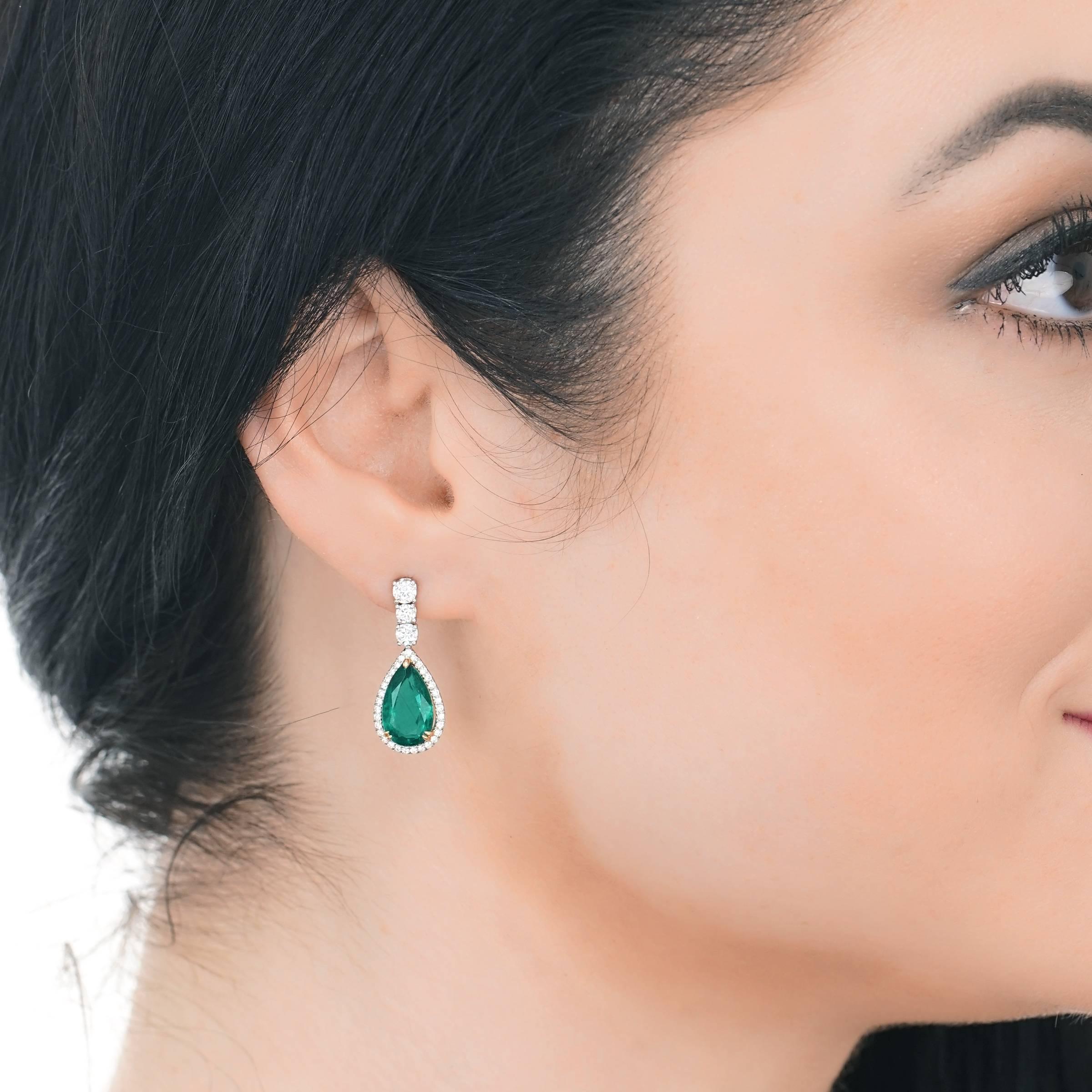 Women's or Men's Emerald and Diamond Gold Chandelier Earrings