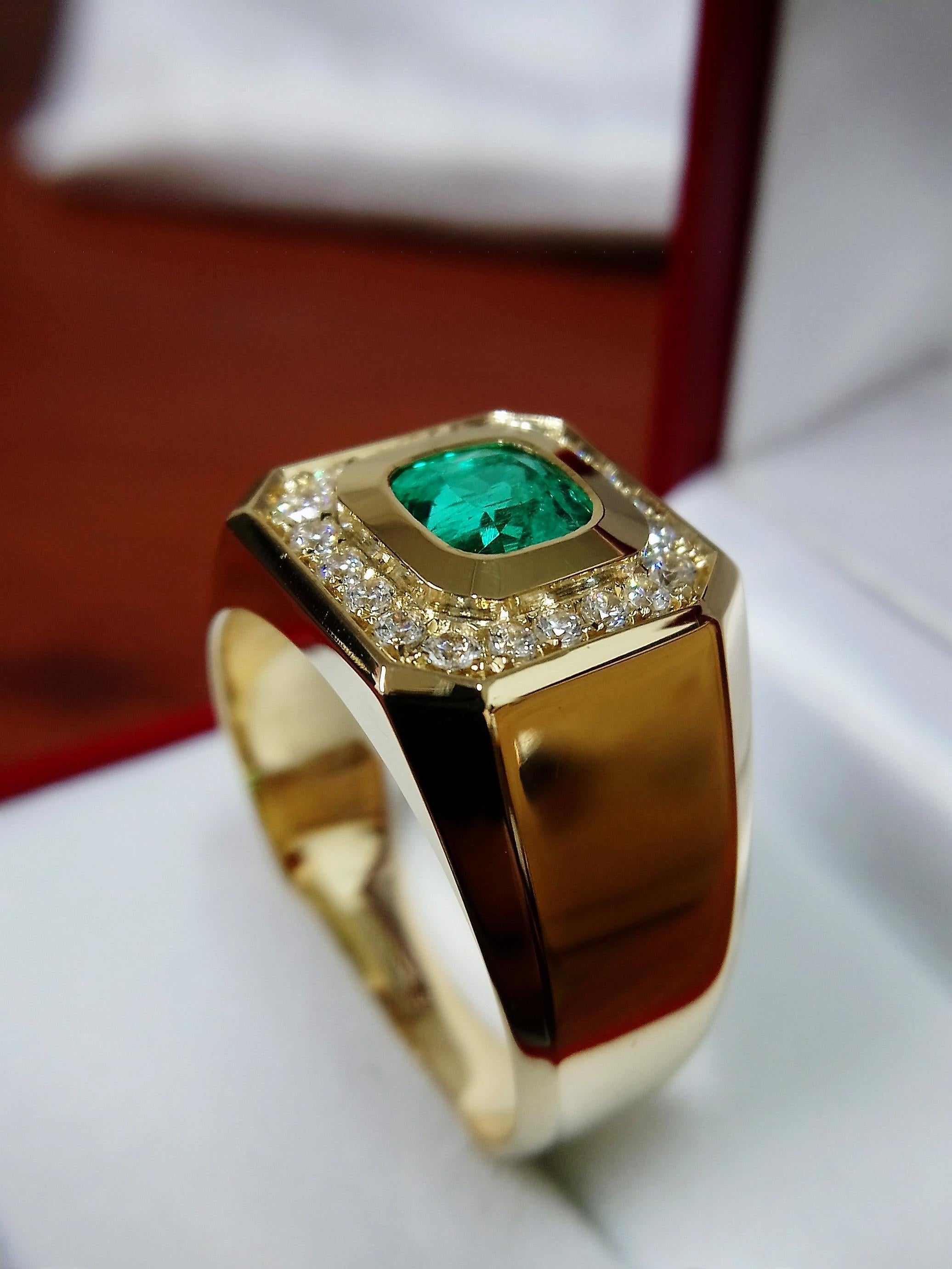 Contemporary Emerald and Diamond Gold Engagement Ring For Sale