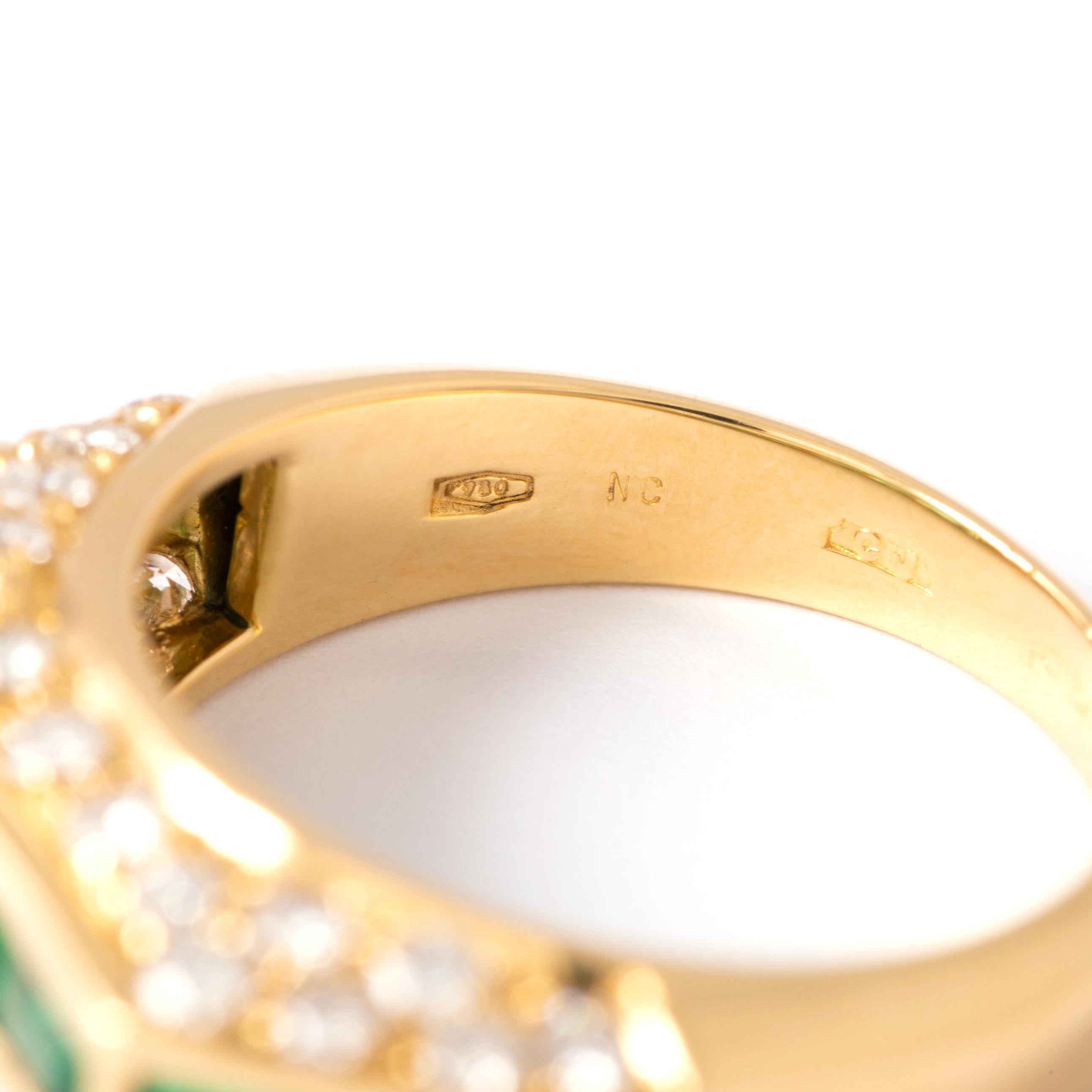 Goldring mit Smaragd und Diamant im Angebot 3