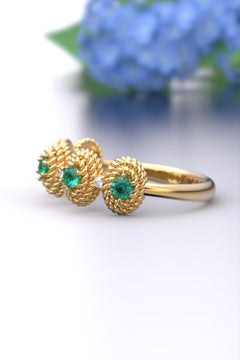 Emerald and Diamond Gold Ring Made in Italy in 18k