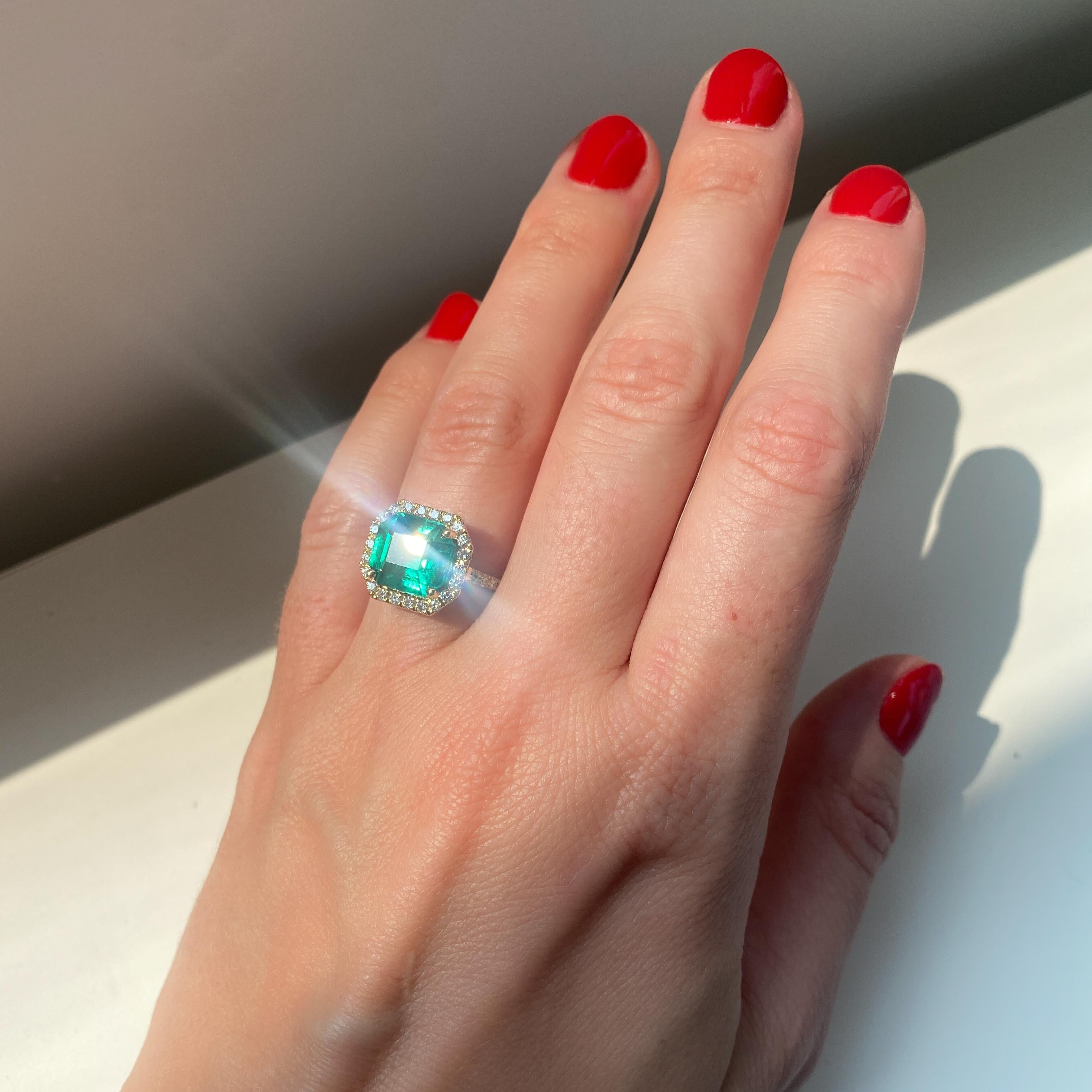 For Sale:  Emerald and Diamond Halo Ring 7