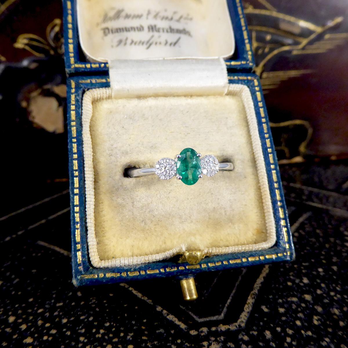 Emerald and Diamond Illusion Three Stone Ring in 18ct White Gold For Sale 2
