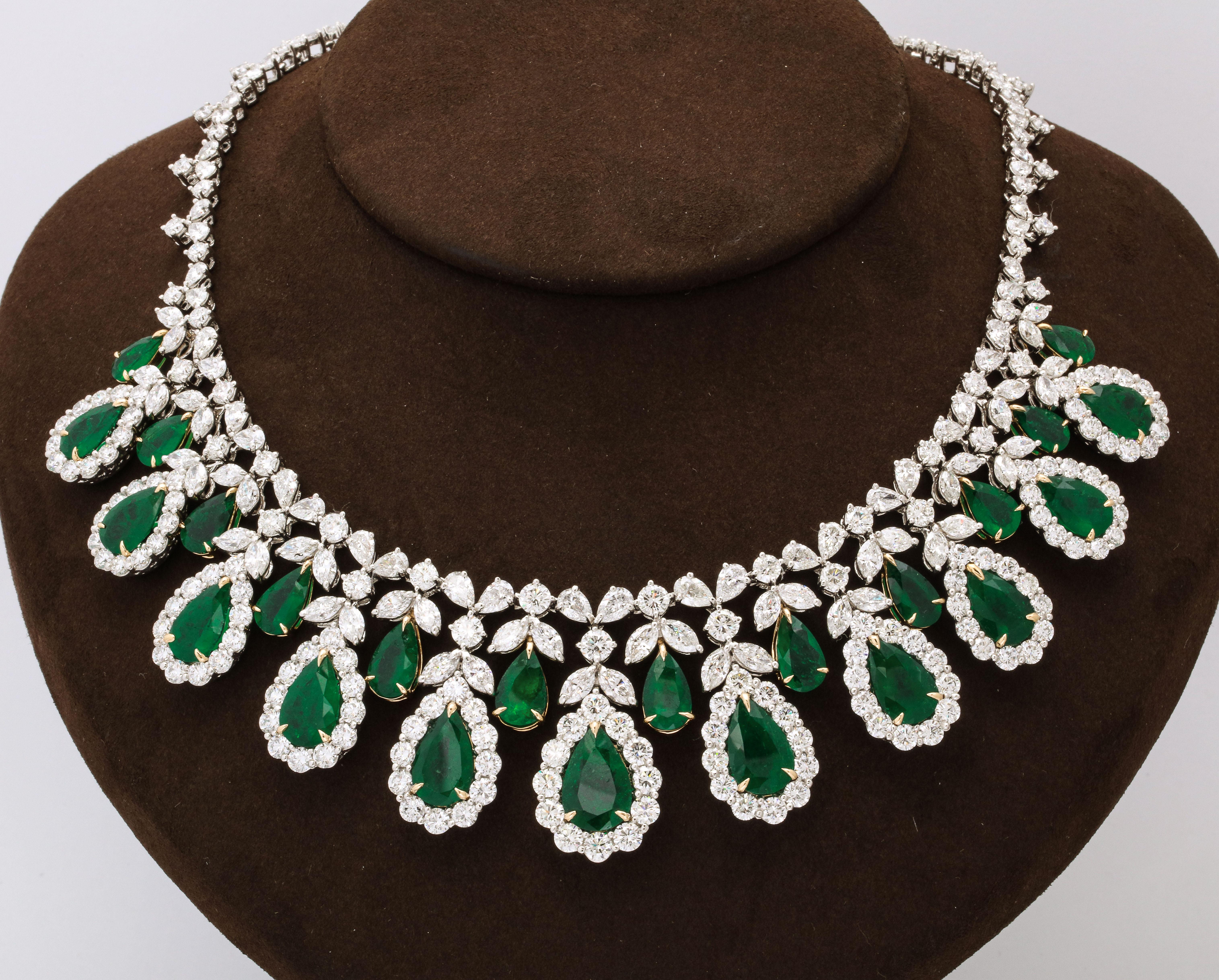 Emerald and Diamond Necklace For Sale 2