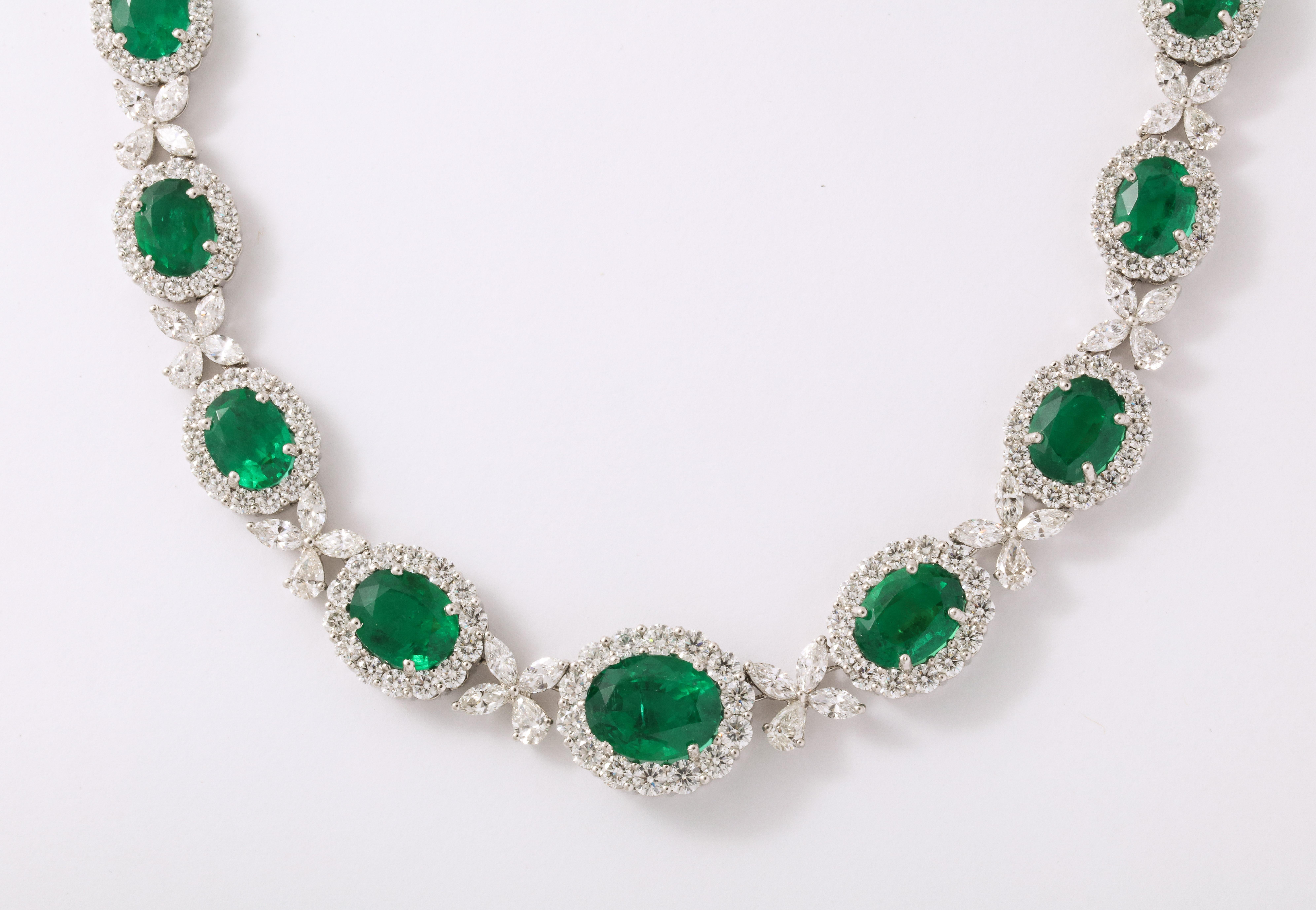 Emerald and Diamond Necklace For Sale 3