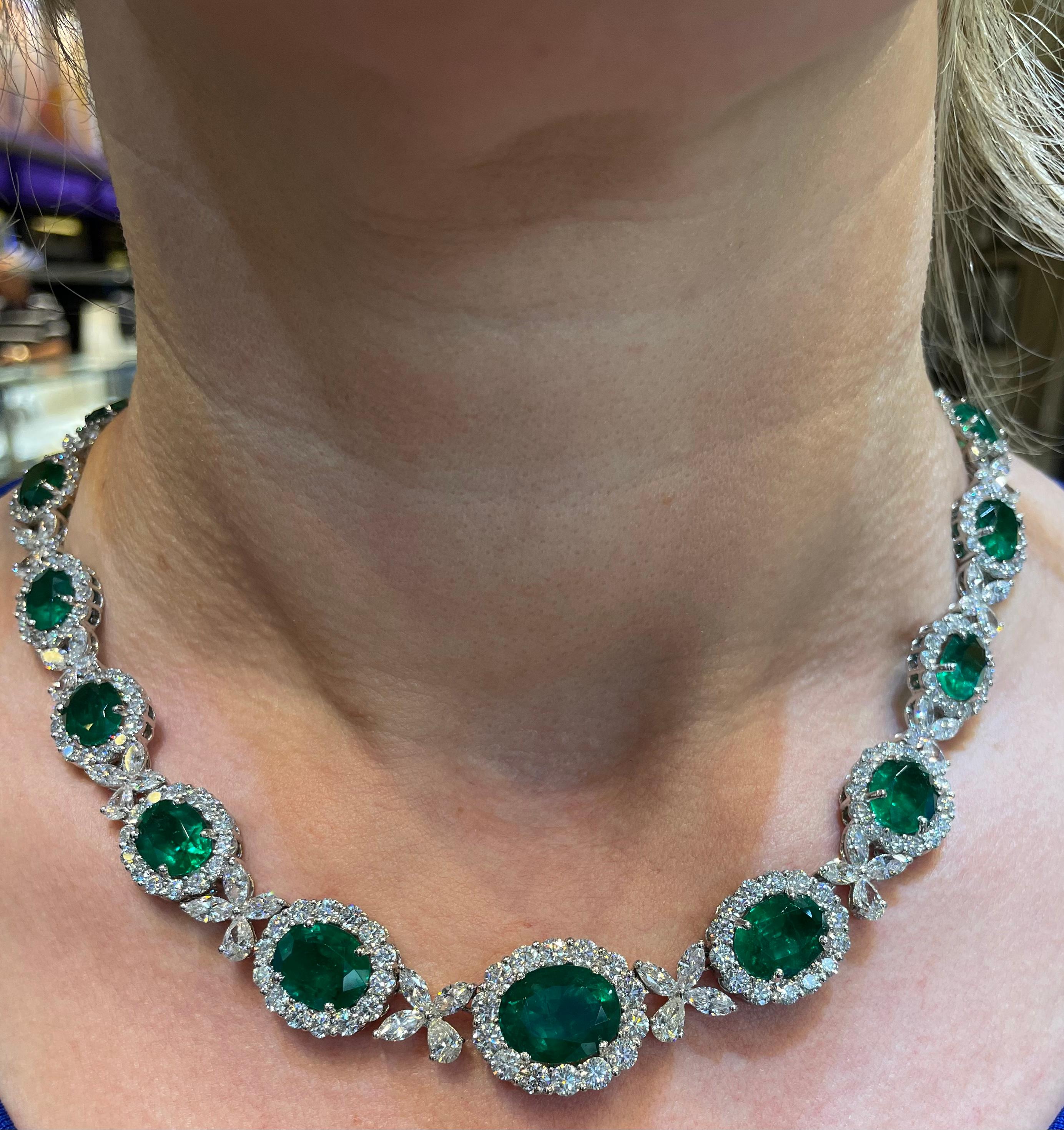 Emerald and Diamond Necklace For Sale 4