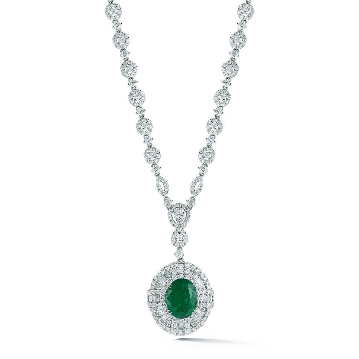 Modern 18k White Gold 4.37ct Emerald And 8.16ct Diamond Necklace For Sale