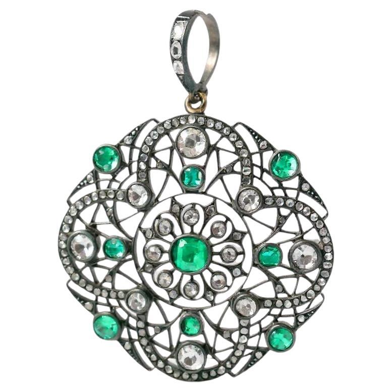 Emerald and Diamond Openwork Pendant Gold and Silver · Circa 1880 For Sale