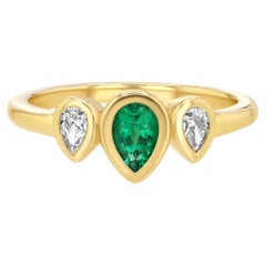 Smaragd und Diamant-Birnenring