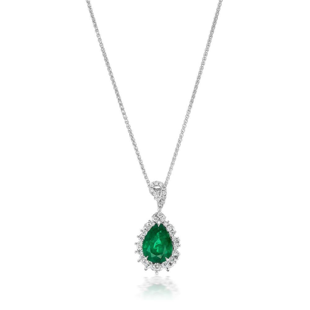 EMERALD AND DIAMOND
PENDANT
A vivid green pear-shaped emerald floats within diamond in this delicate
pendant
Item: # 03504
Metal: 18k W
Color Weight: 3.82 ct.
Diamond Weight: 1.03 ct.