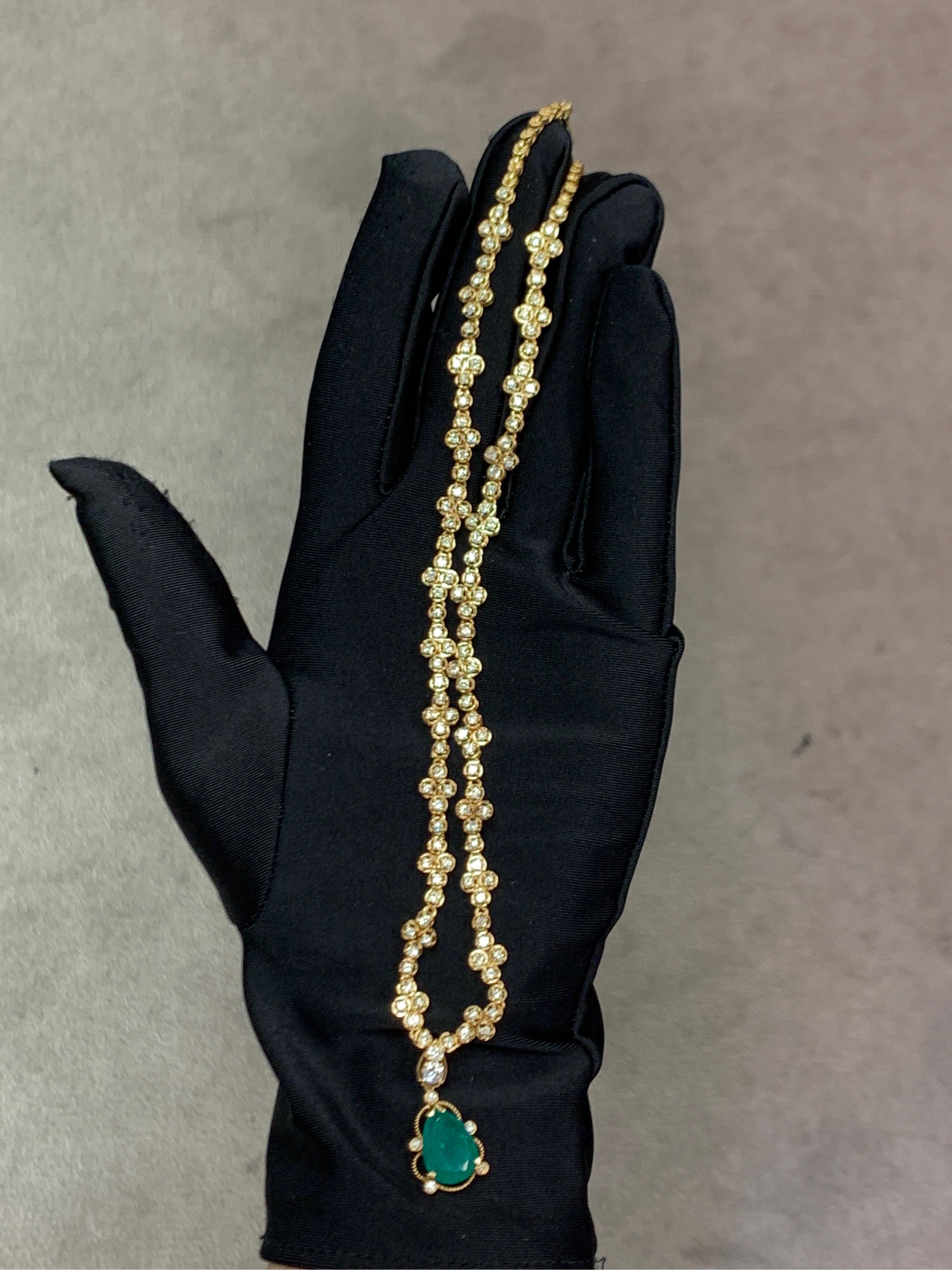 Taglio misto Collana con smeraldo e diamante in vendita