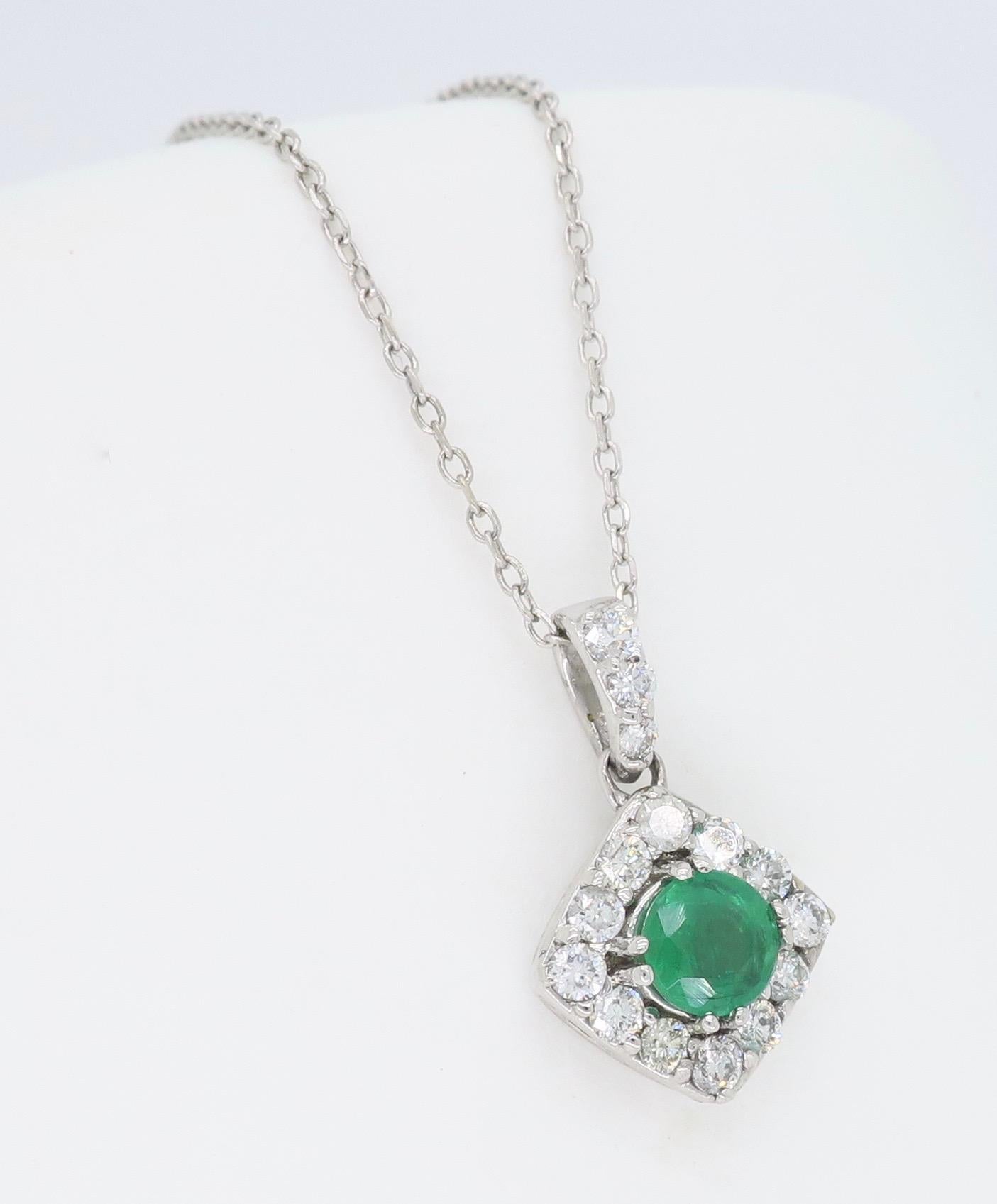 Emerald and Diamond Pendant Necklace 3