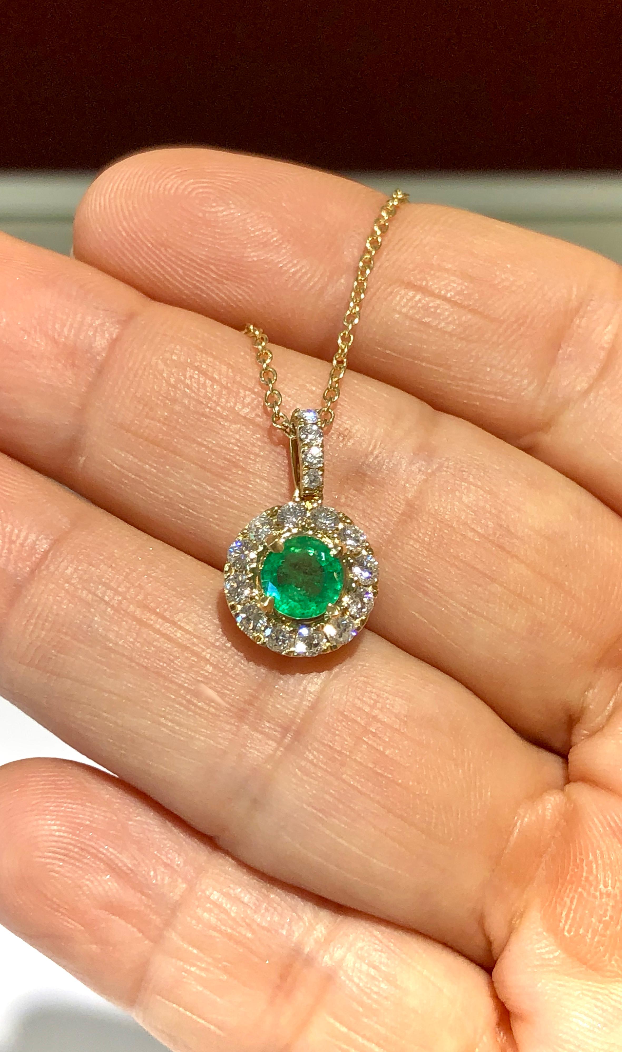 Round Cut Emerald and Diamond Pendant Necklace Yellow Gold For Sale