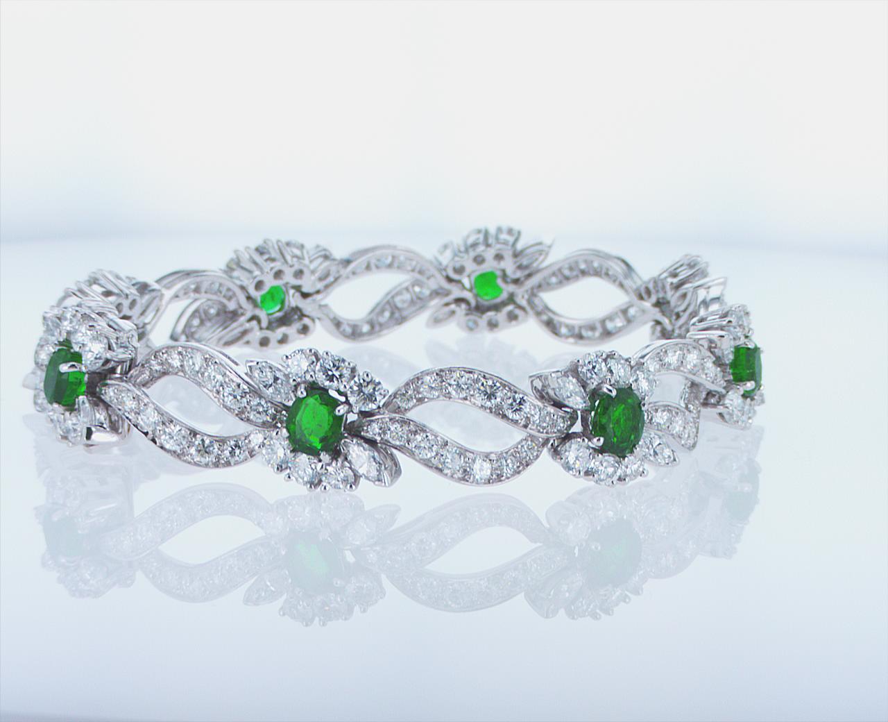 Marquise Cut Emerald and Diamond Platinum Bracelet For Sale
