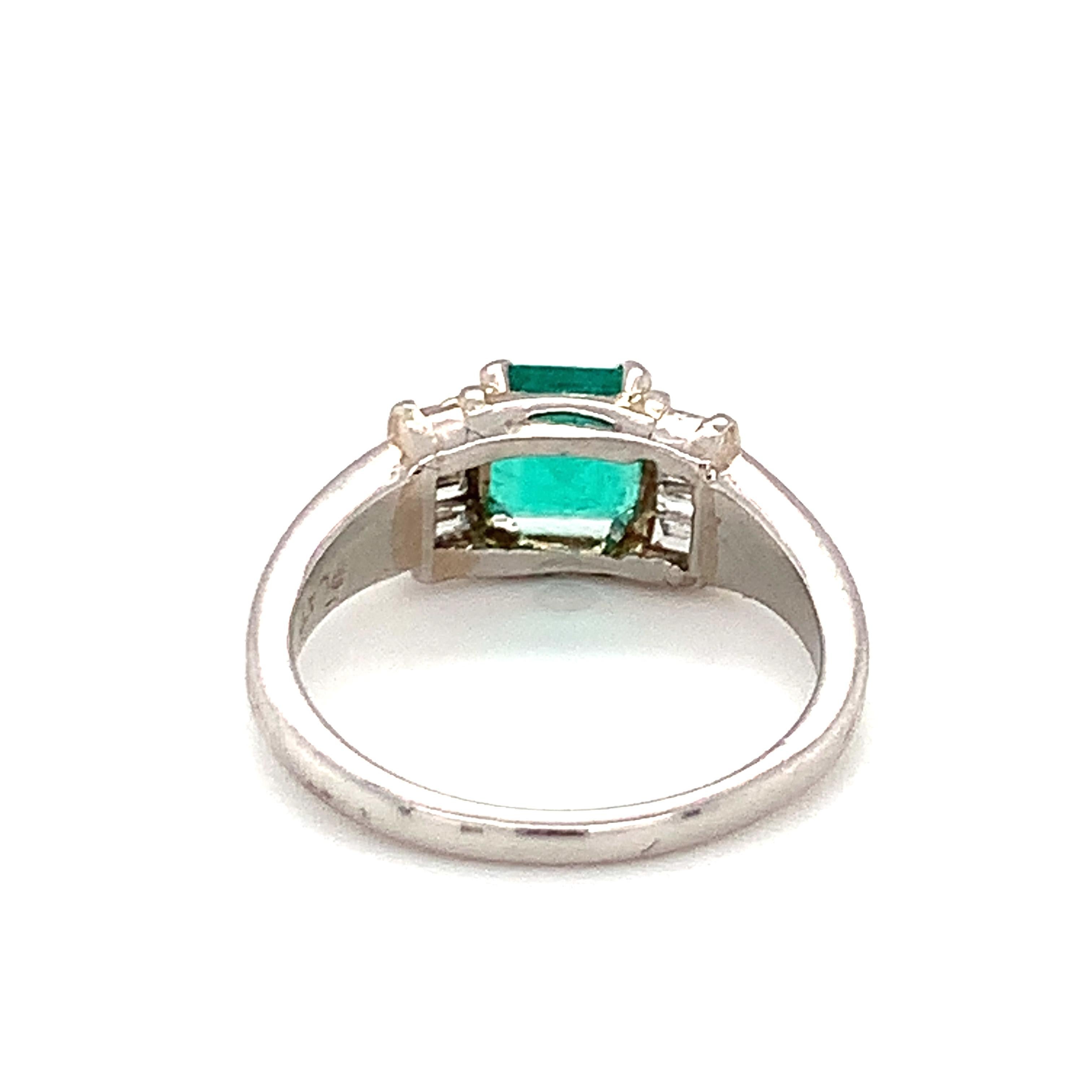 Emerald and Diamond Platinum Ring For Sale 1