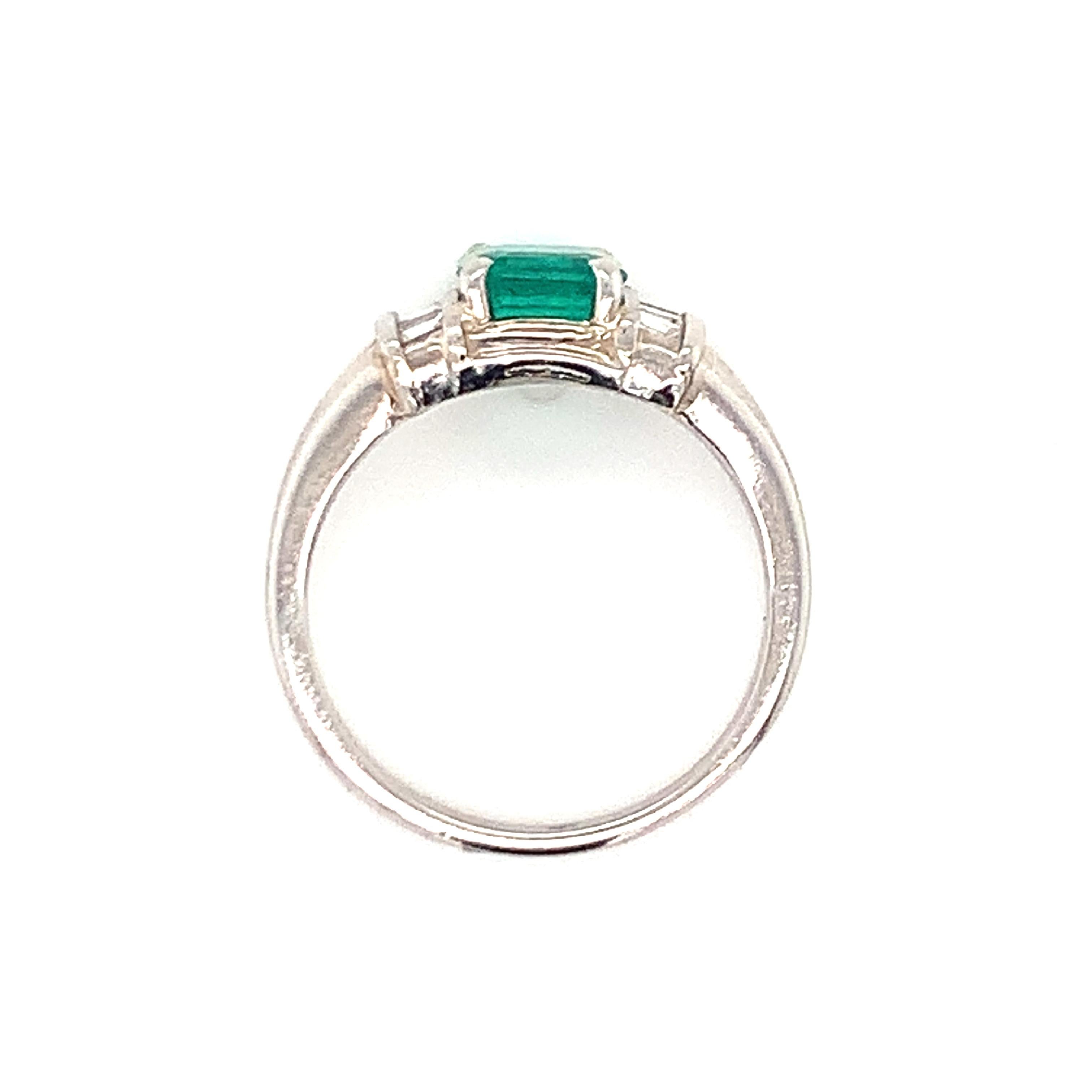 Emerald and Diamond Platinum Ring For Sale 2