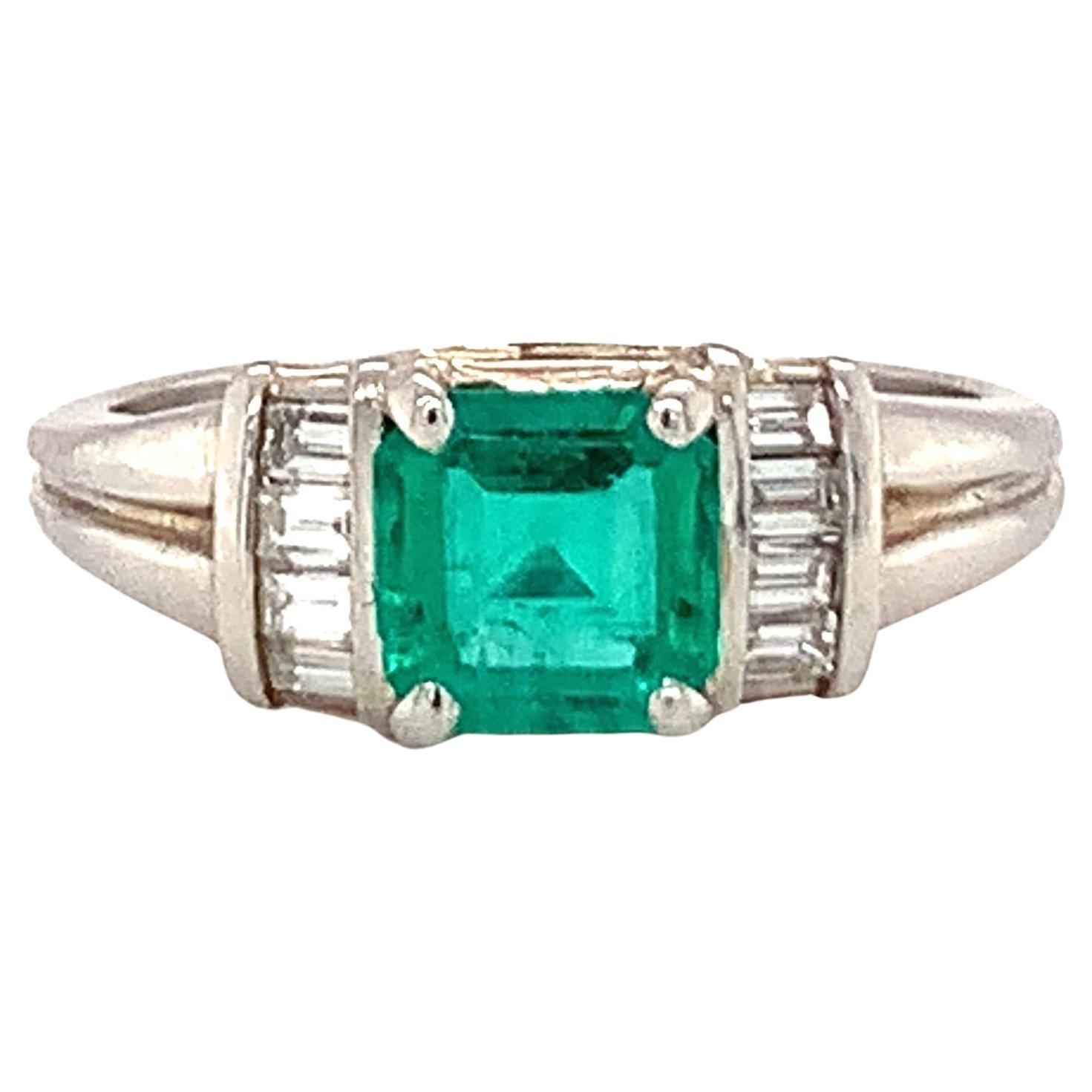 Emerald and Diamond Platinum Ring For Sale