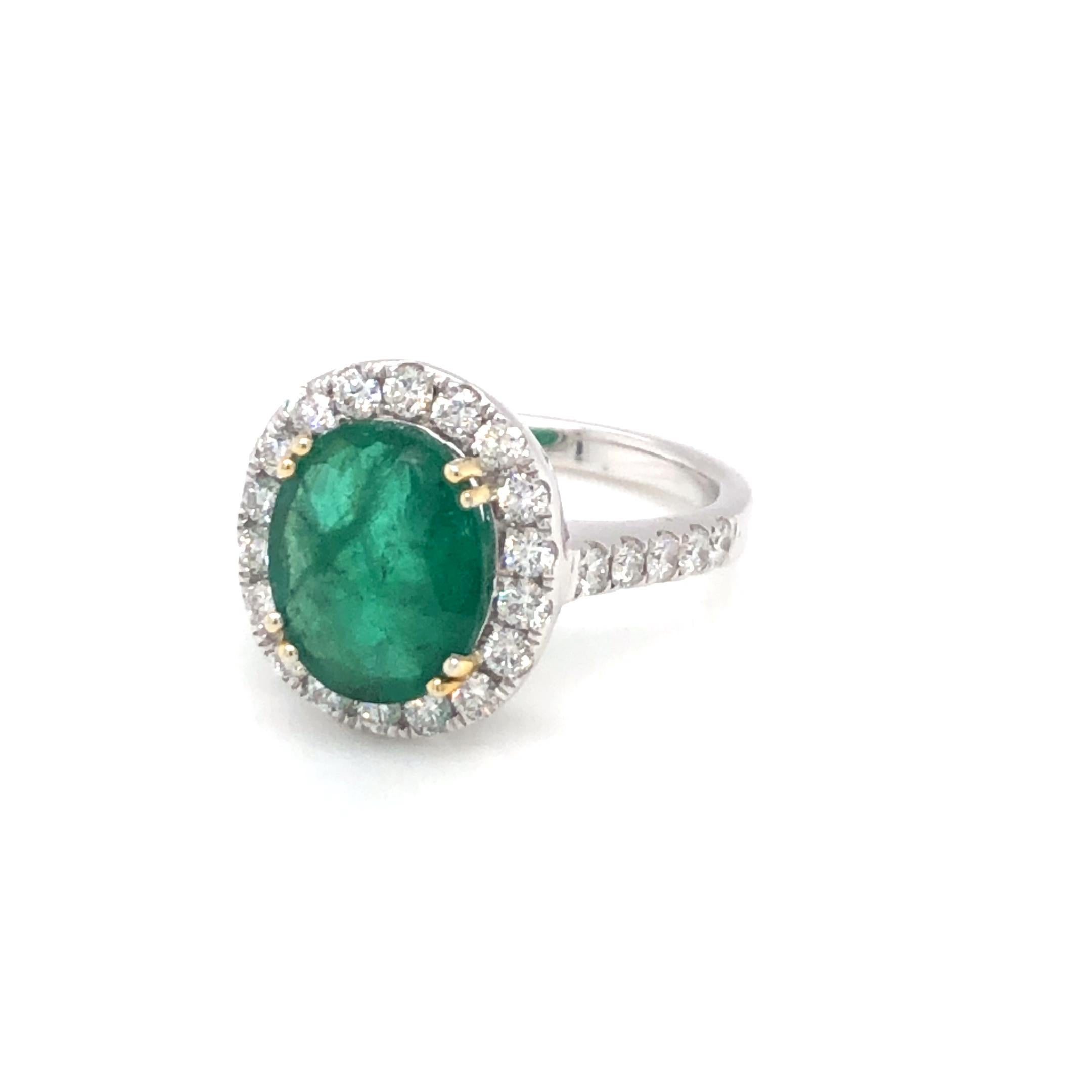 3.17ct Emerald and 28 Diamonds 0.8ctw Ring 14K Yellow And White Gold Size 7