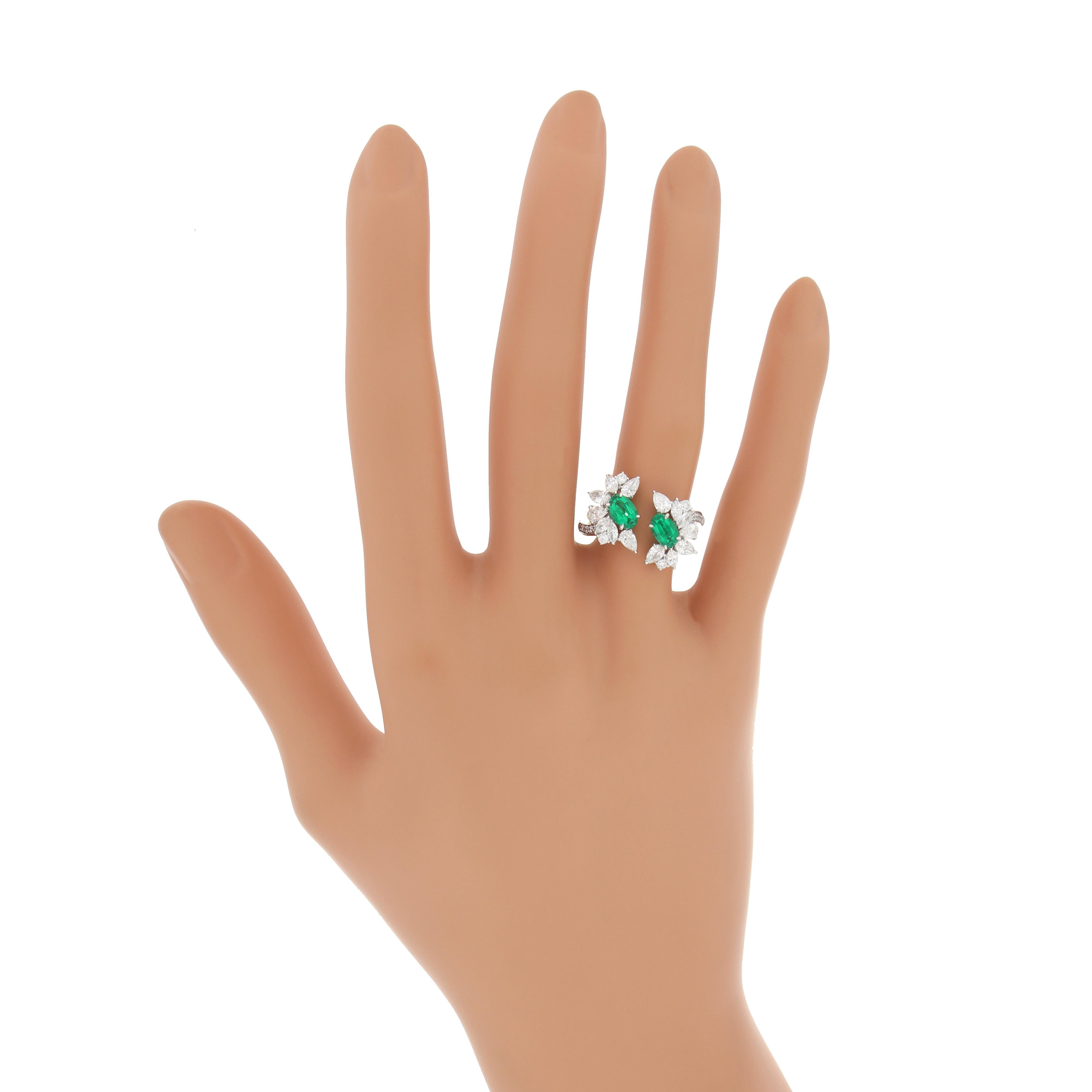 For Sale:  Emerald And Diamond Ring 18K White Gold handcraft Jewelry Ring For Wedding Wear 7