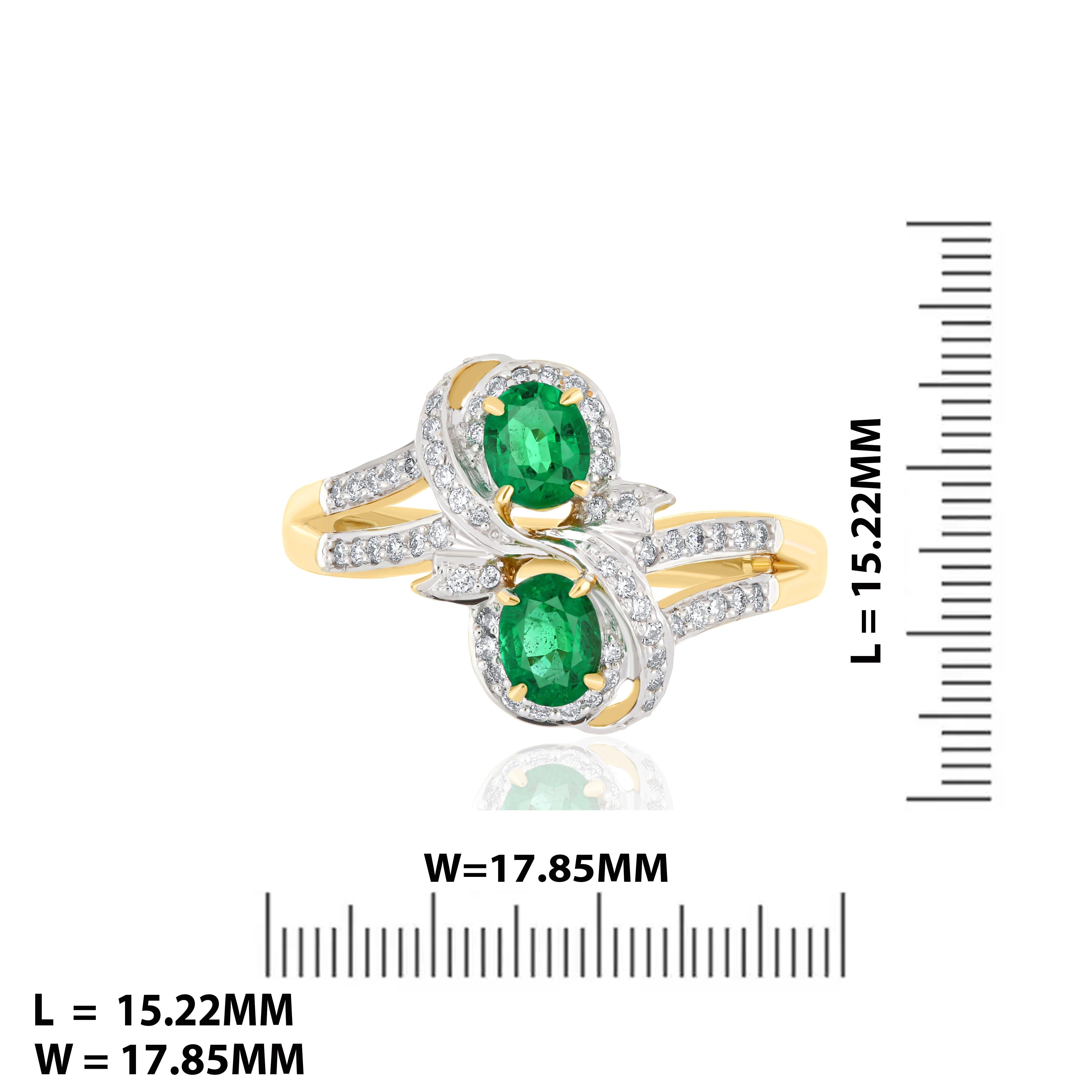 Emerald and Diamond Ring 18 Karat Yellow Gold Weddings & Party Wear Jewelry For Sale 2