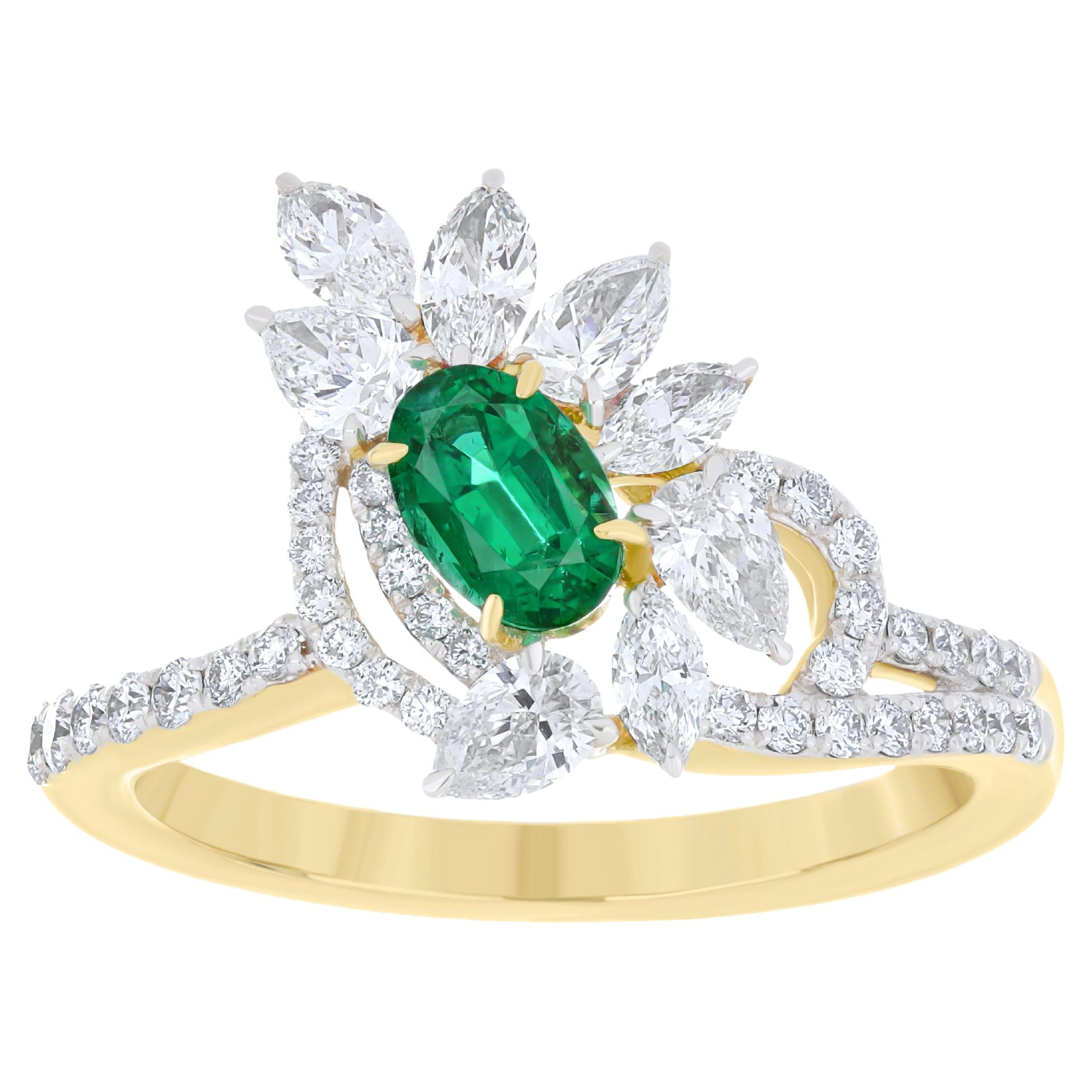 Emerald and Diamond Ring 18 Karat Yellow Gold