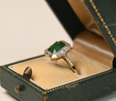 Emerald and Diamond Ring. 2ct Emerald Diamond Engagement Ring 18K Yellow Gold