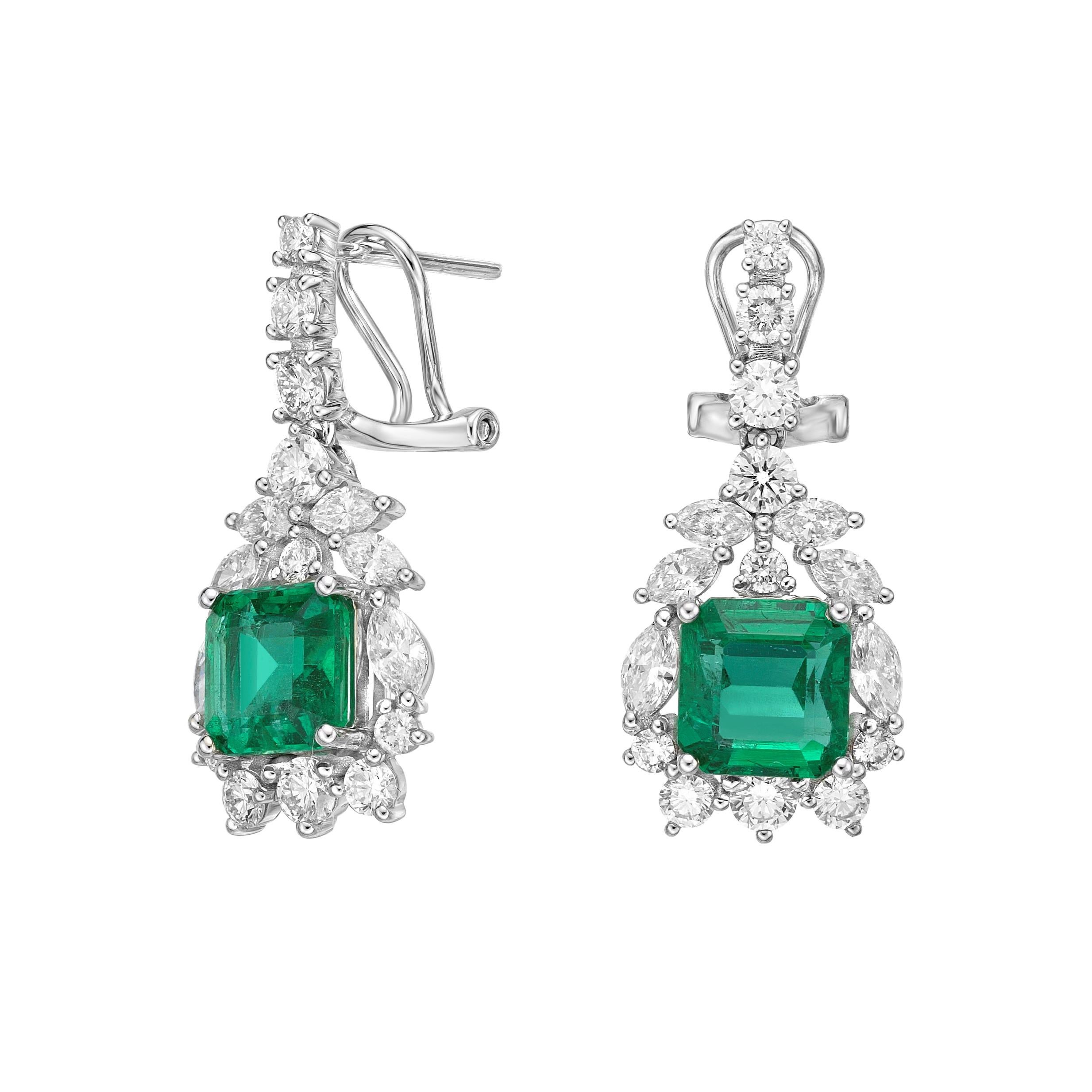 Emerald and Diamond Ring & Earring Set in 18 Karat White Gold 1