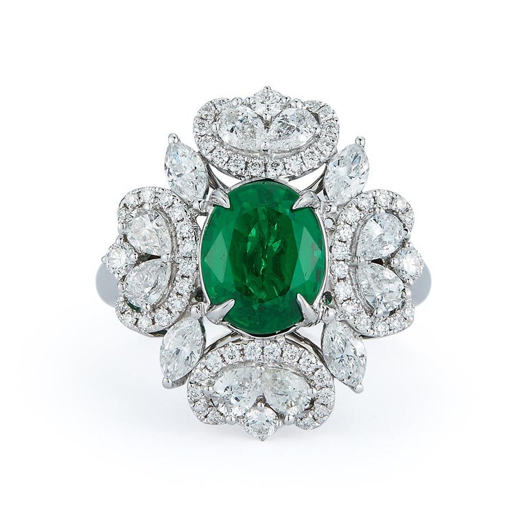 Emerald And Diamond Ring For Sale at 1stDibs