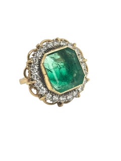 Vintage 18K Yellow Gold Emerald and Diamond Cocktail Ring