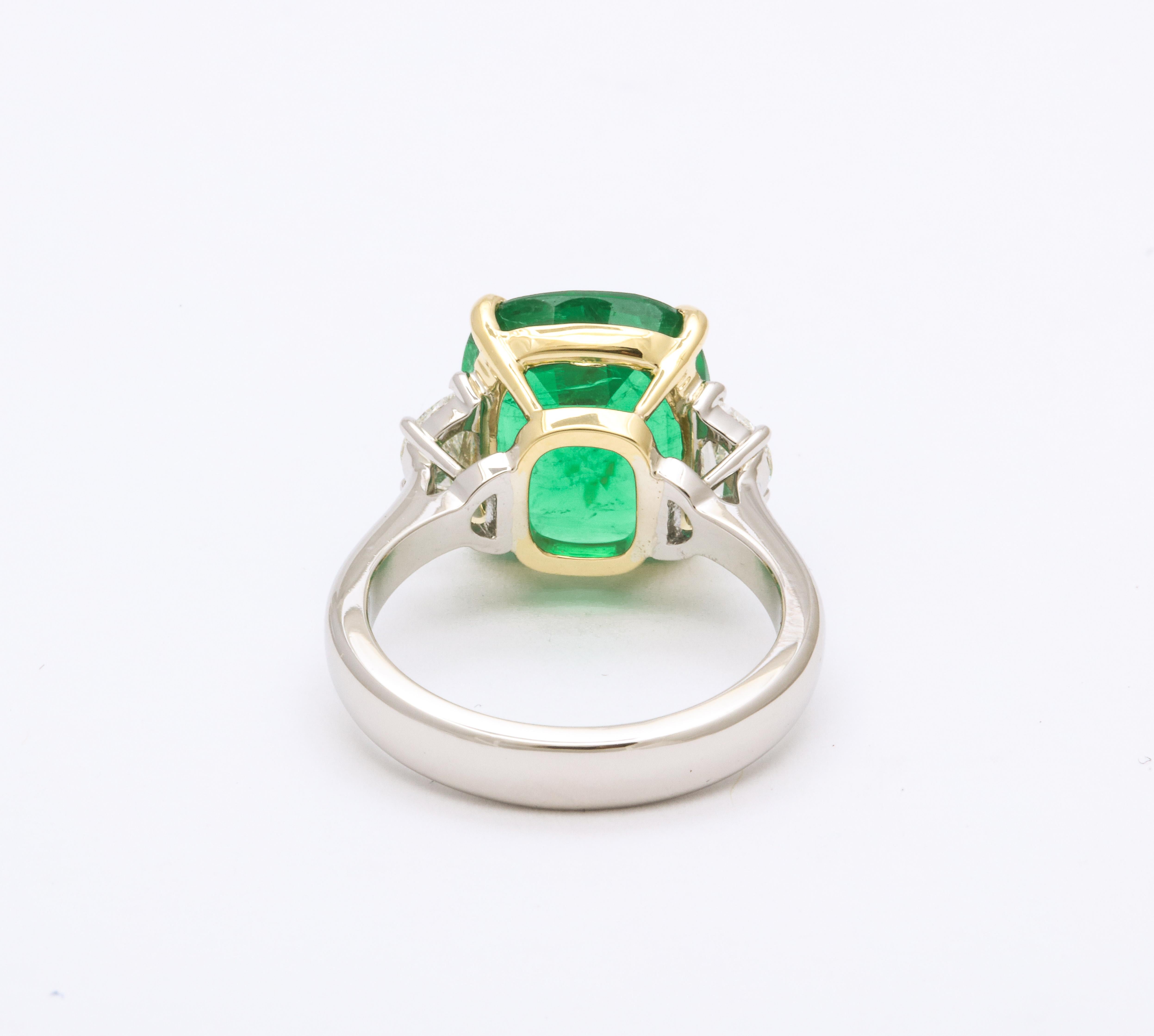 Women's or Men's Emerald and Diamond Ring